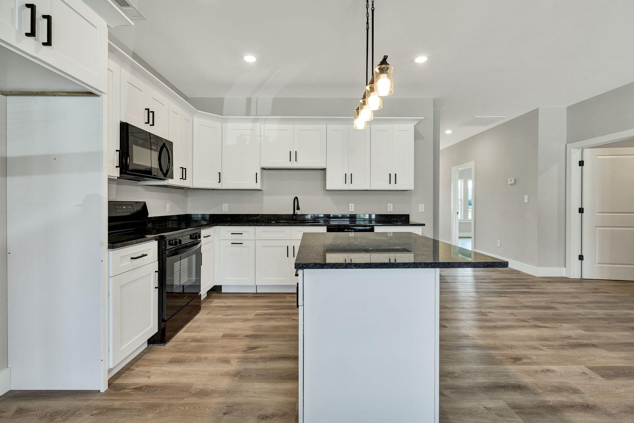 1090 Congress Parkway, N