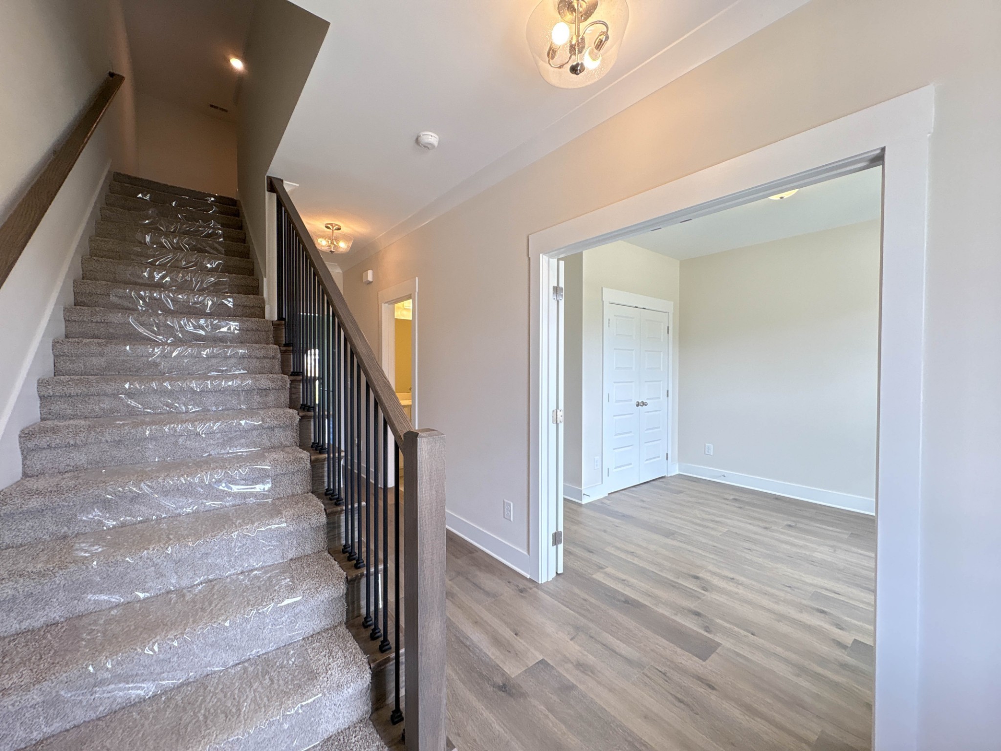 106 Sable East St