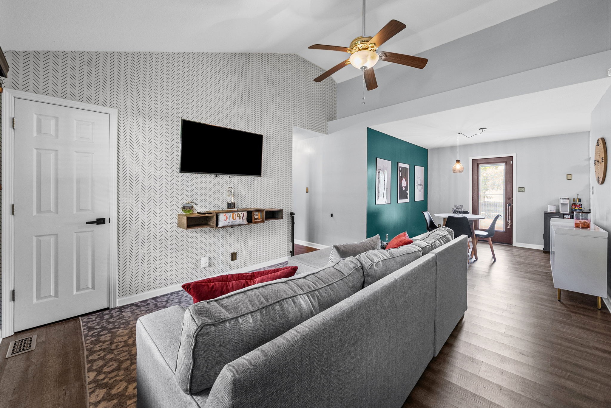 362 Donna Dr