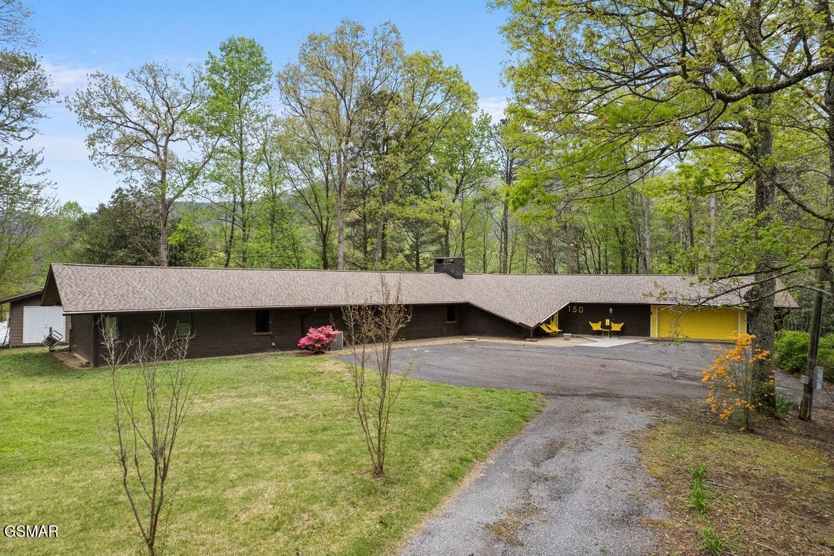 150 Hollow Road