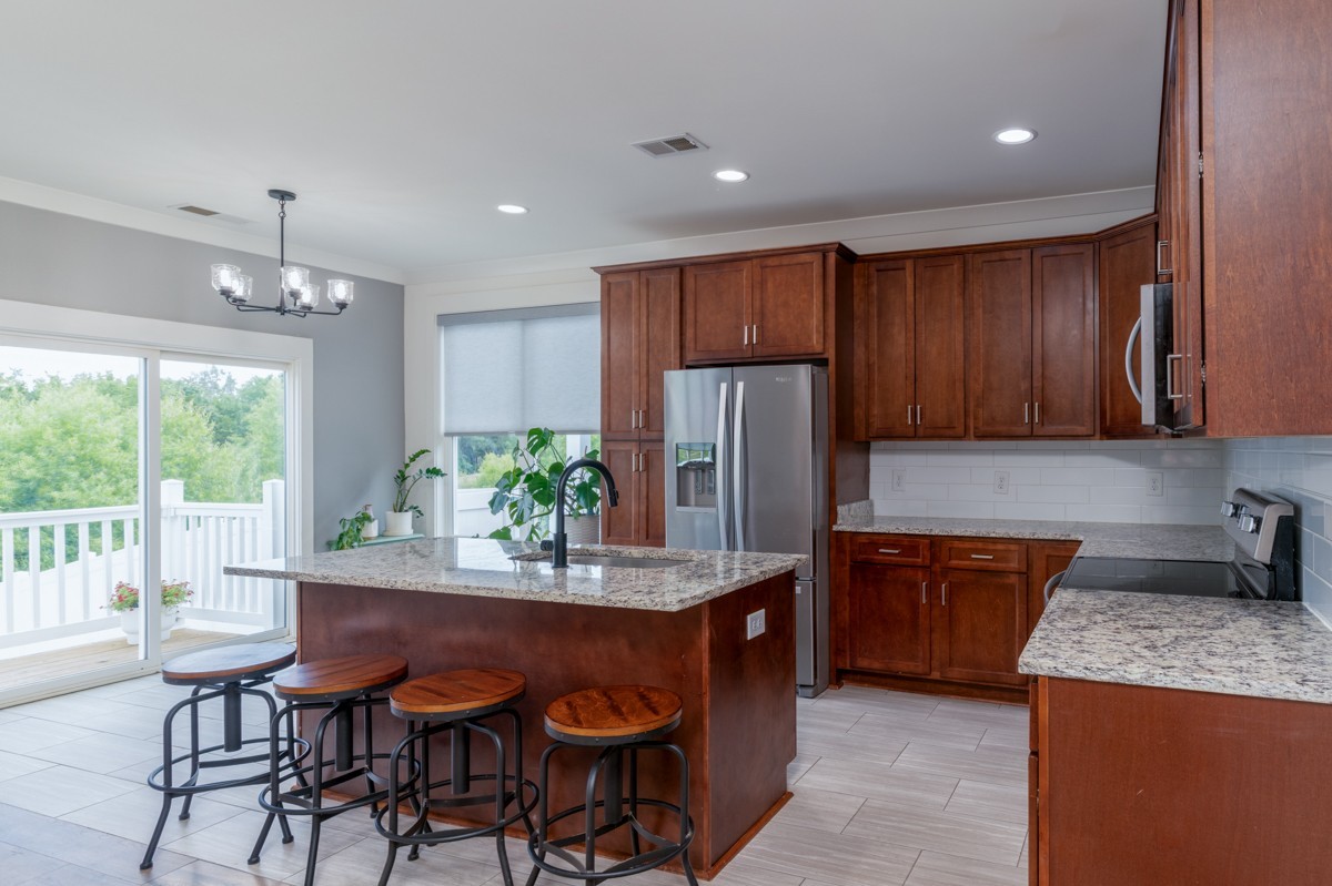 7527 Maggie Dr