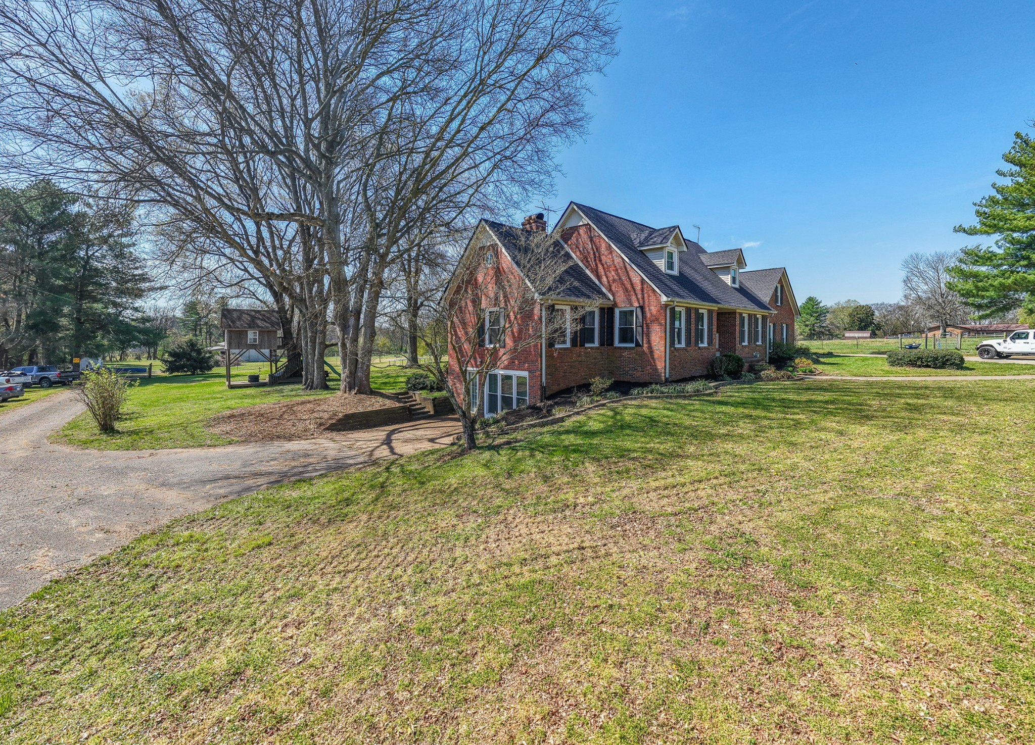 2685 Hampshire Pike