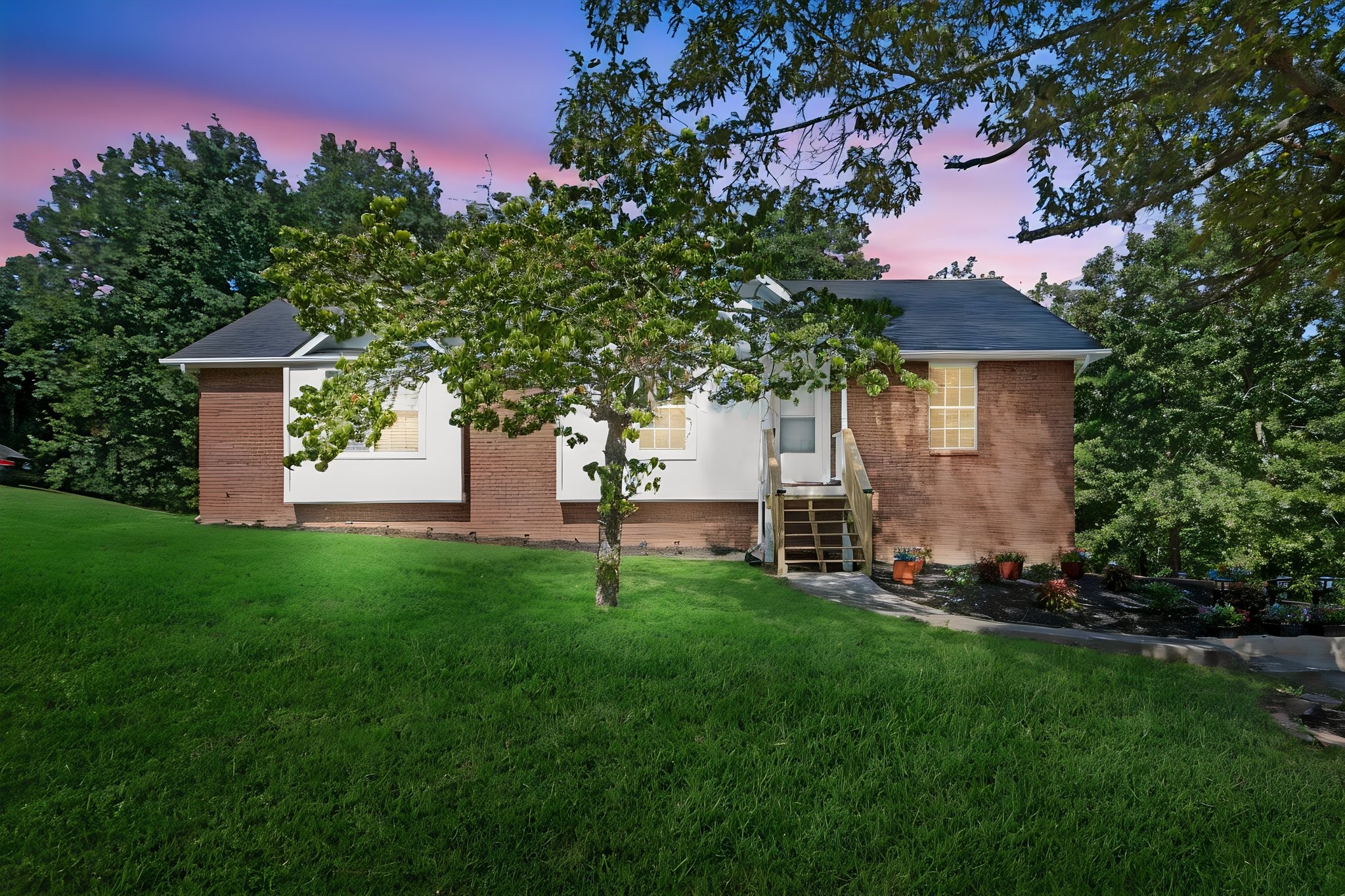 5819 Riley Rd