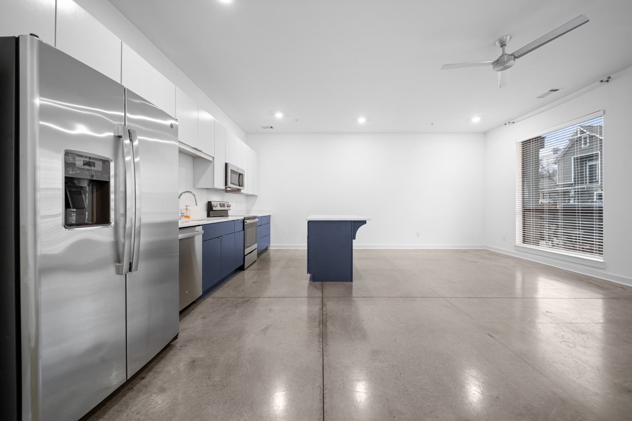 415 Merritt Ave