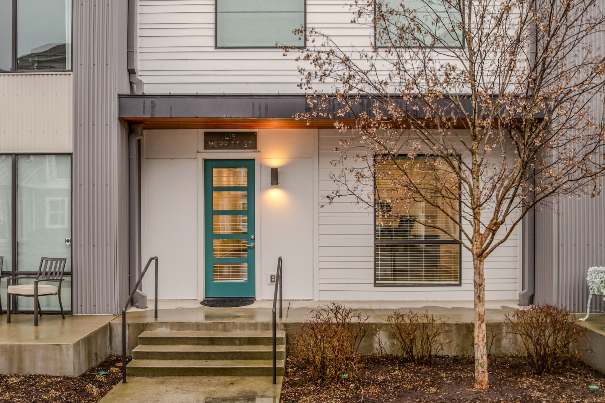 415 Merritt Ave