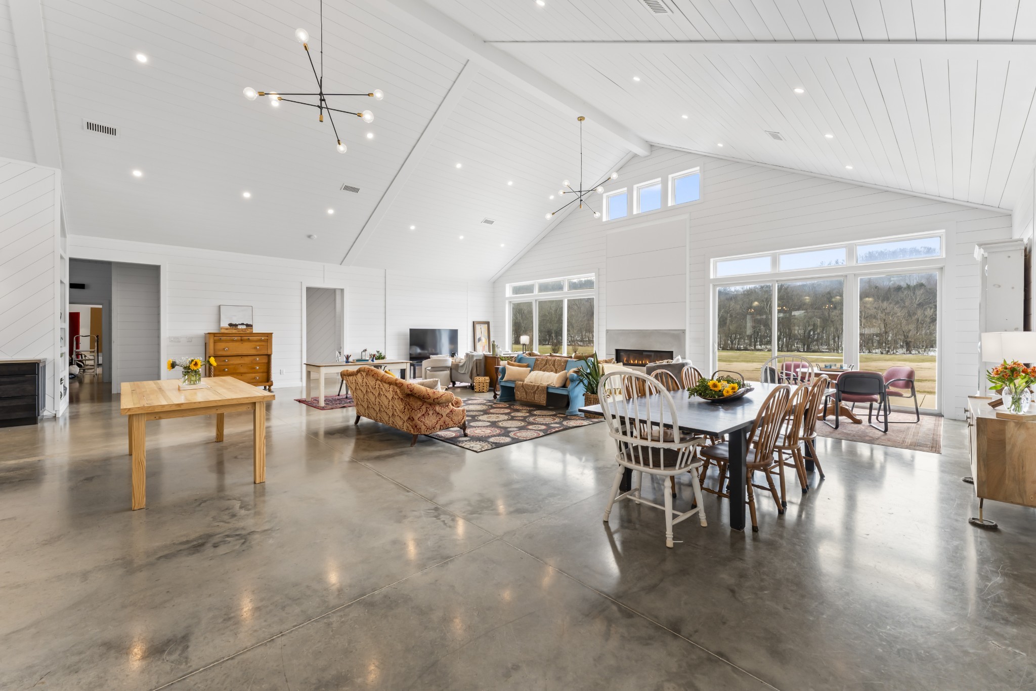 105 McKinney Rd