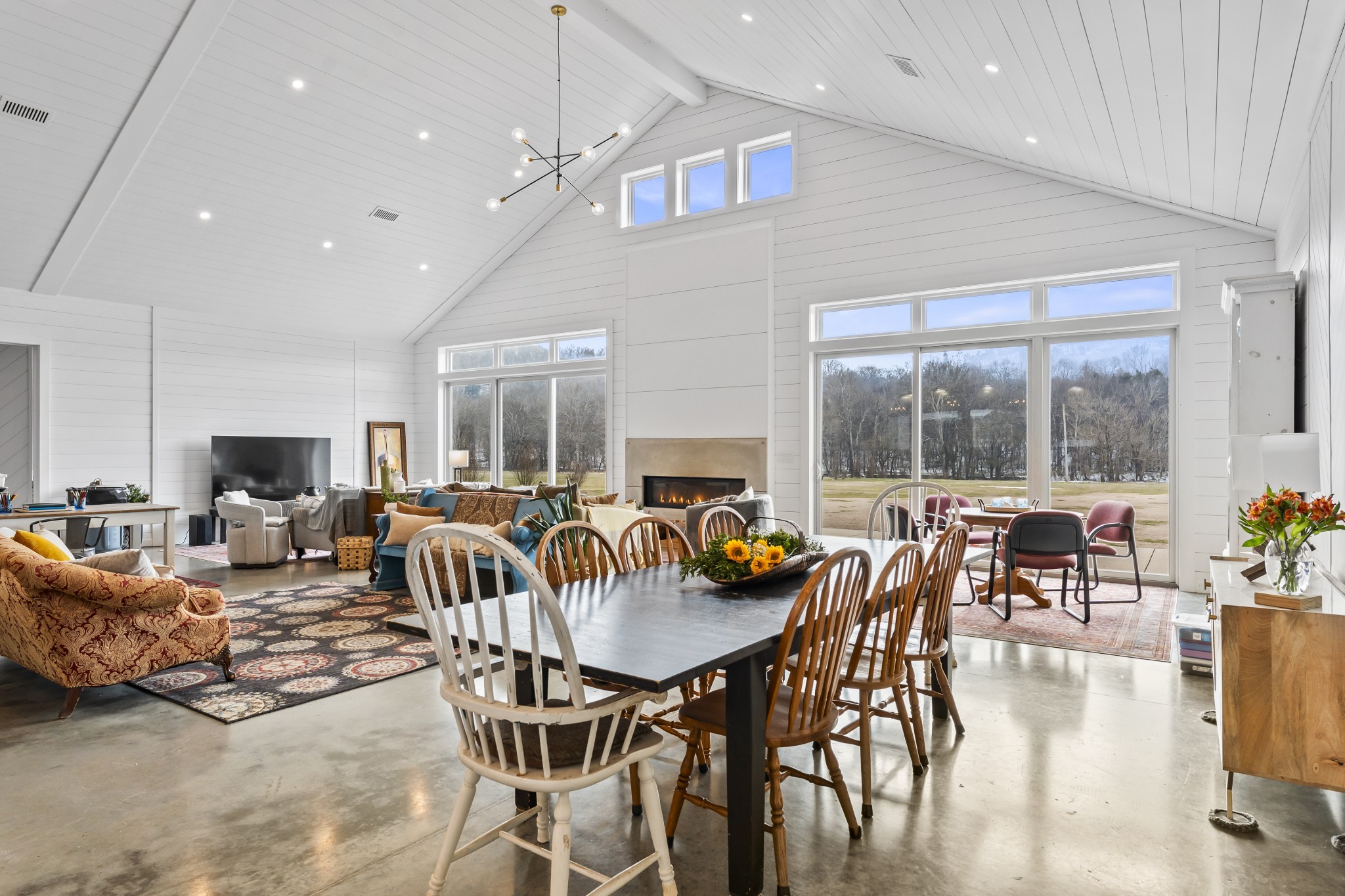 105 McKinney Rd