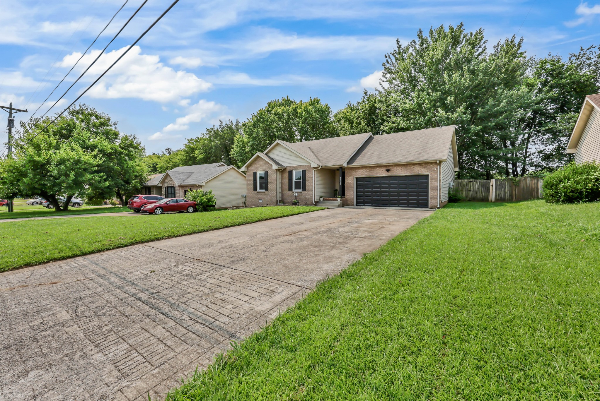 3250 S Senseney Cir