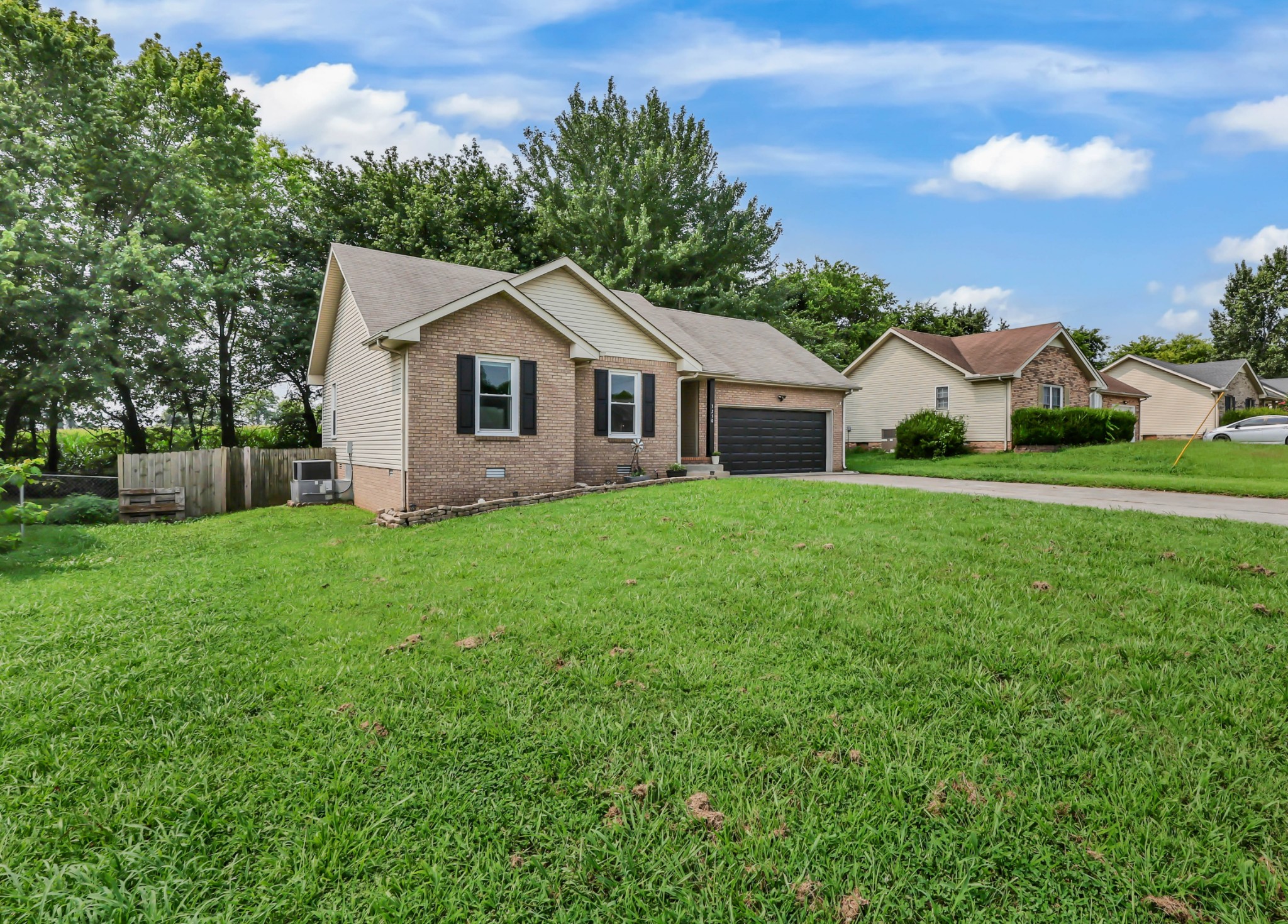 3250 S Senseney Cir