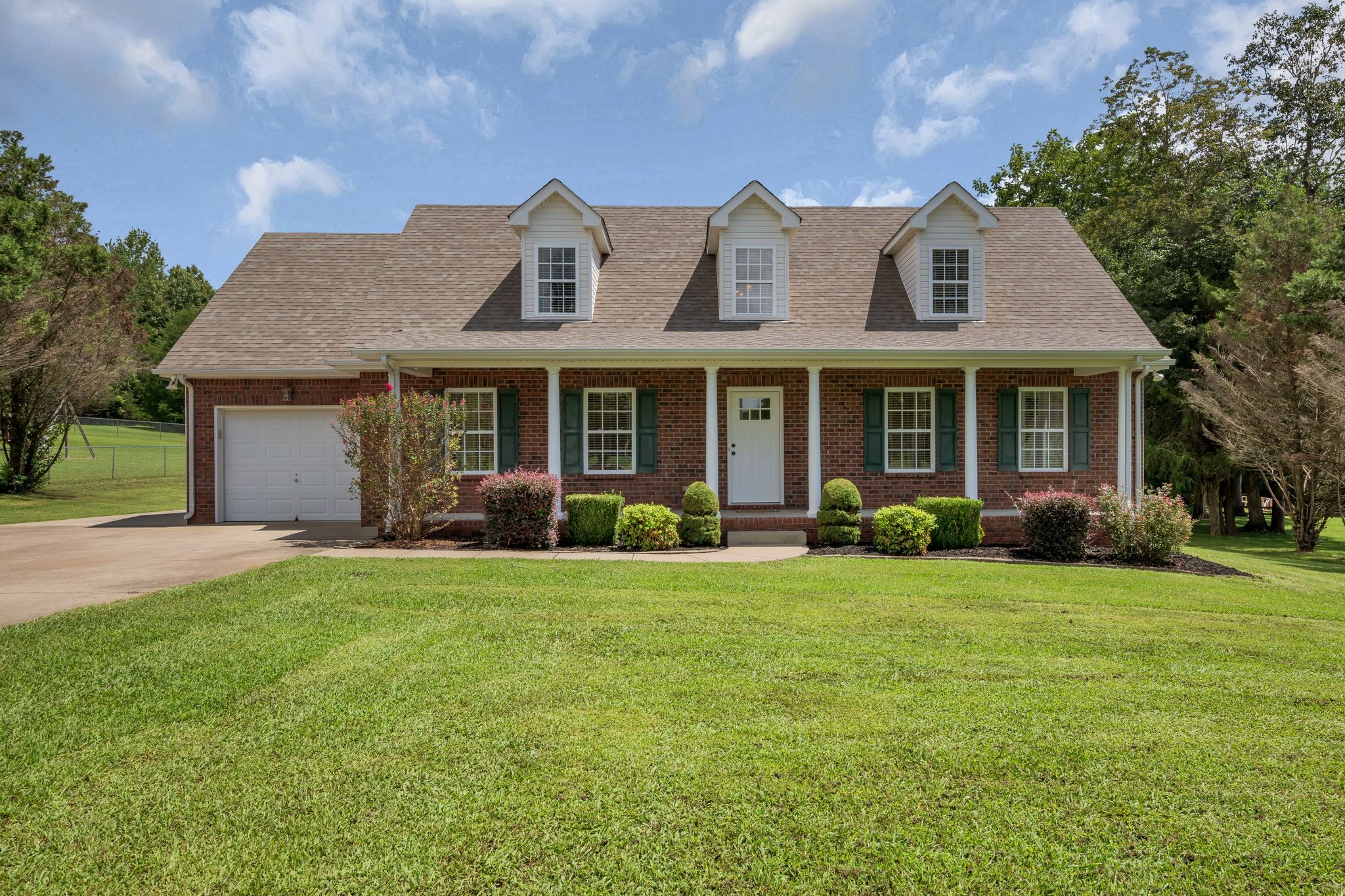 106 Sherrolyn Ct
