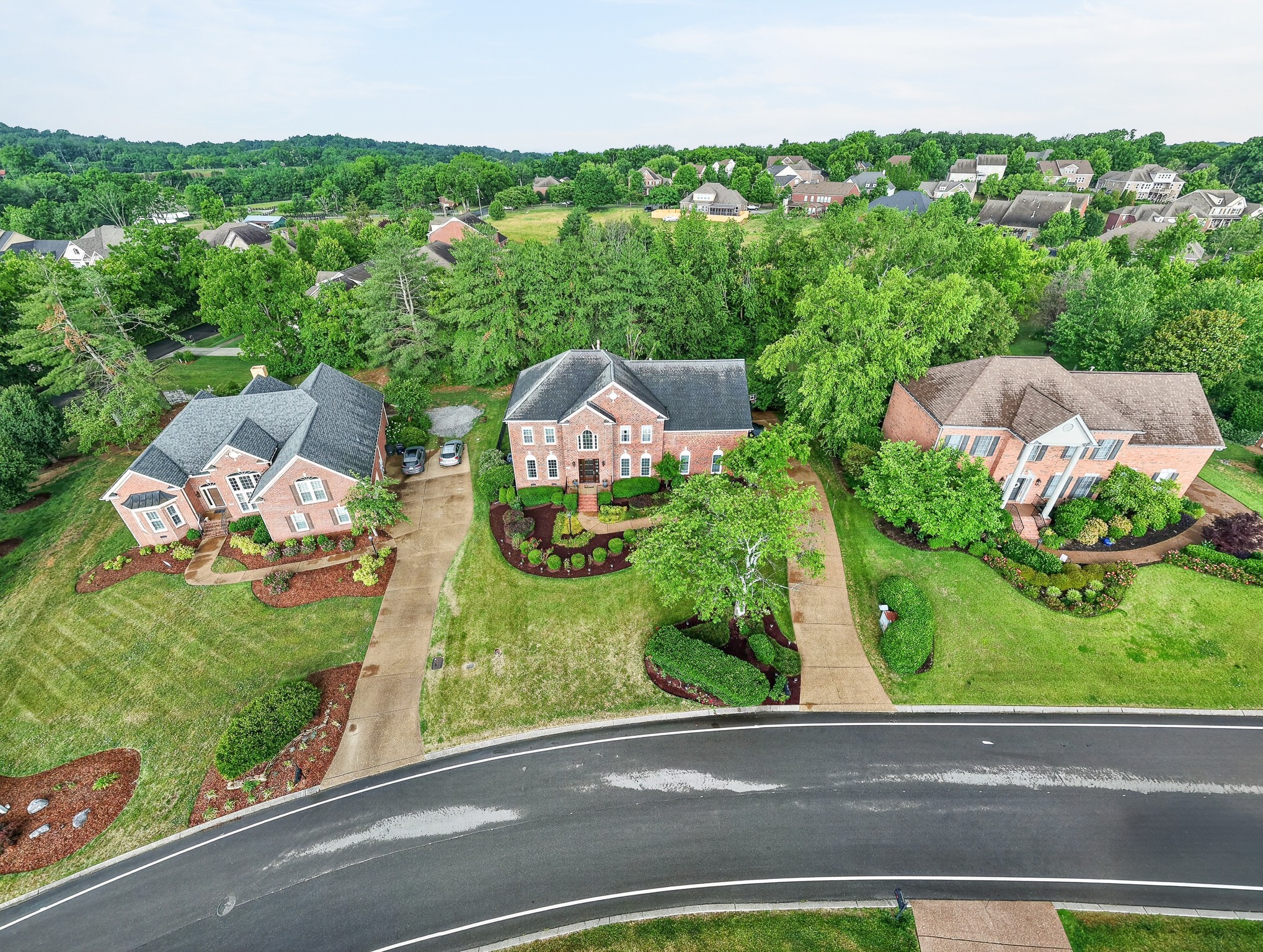 304 Lakemont Cir