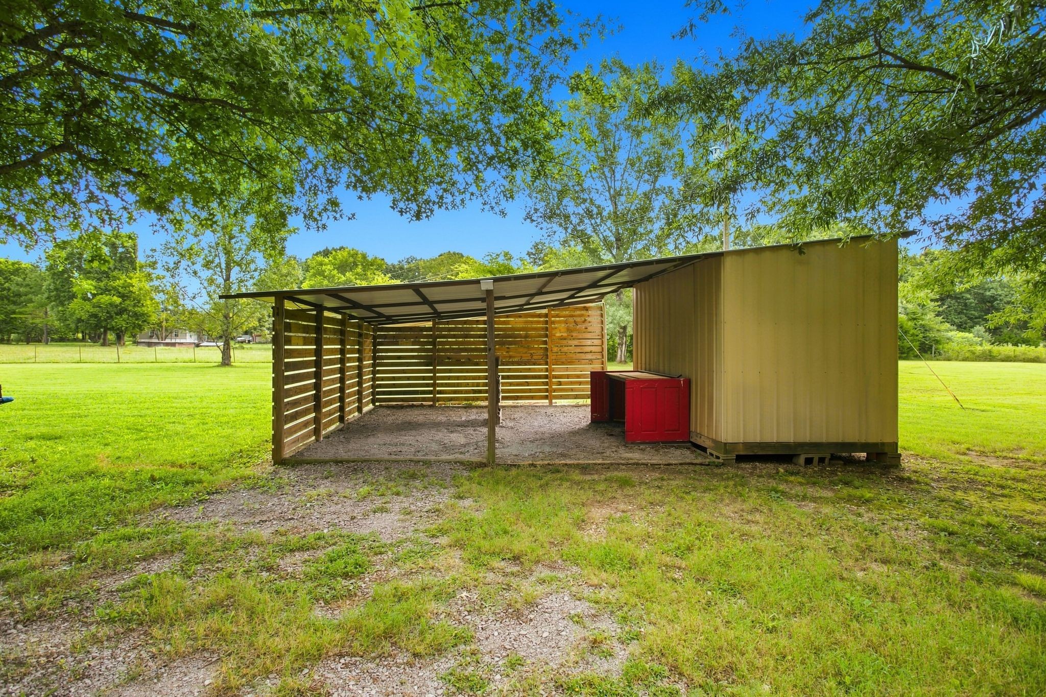 2299 Old Farmington Rd