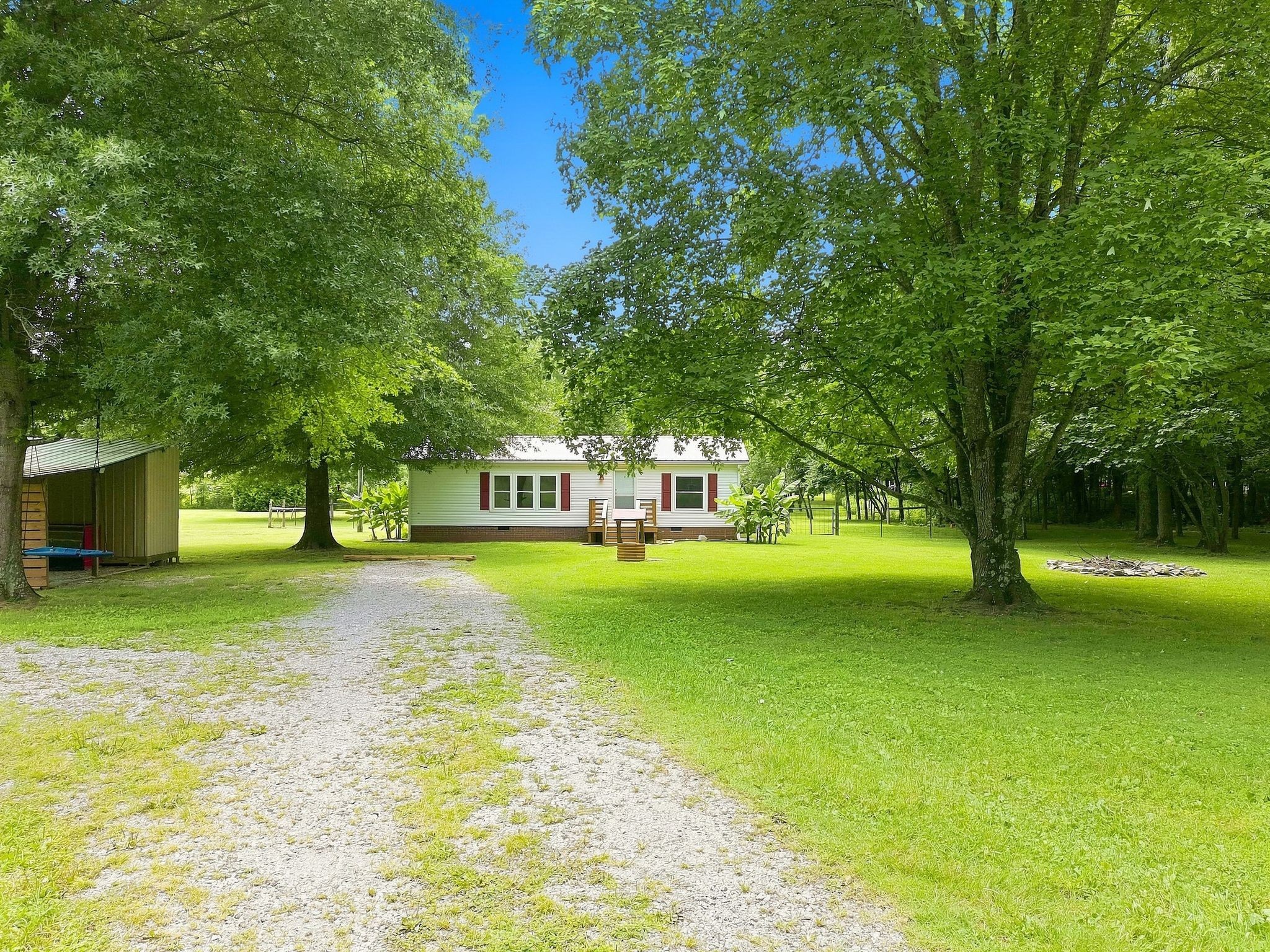 2299 Old Farmington Rd