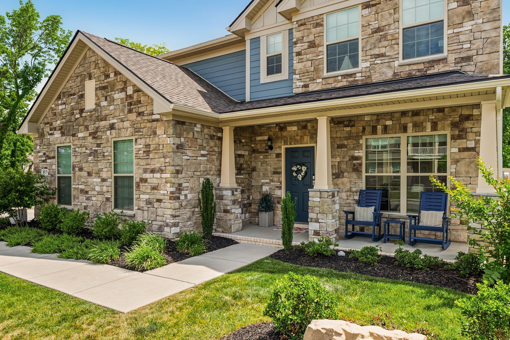 309 Keats Ct