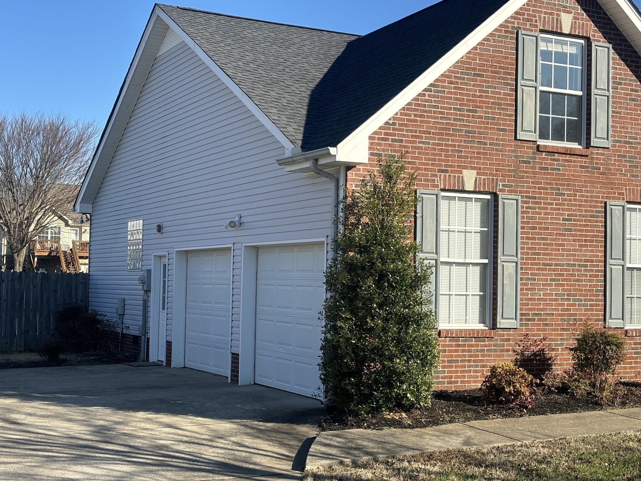 302 Bailey Ln