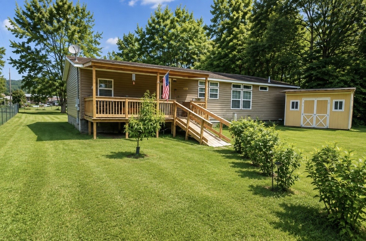 159 Robinson Hollow Rd