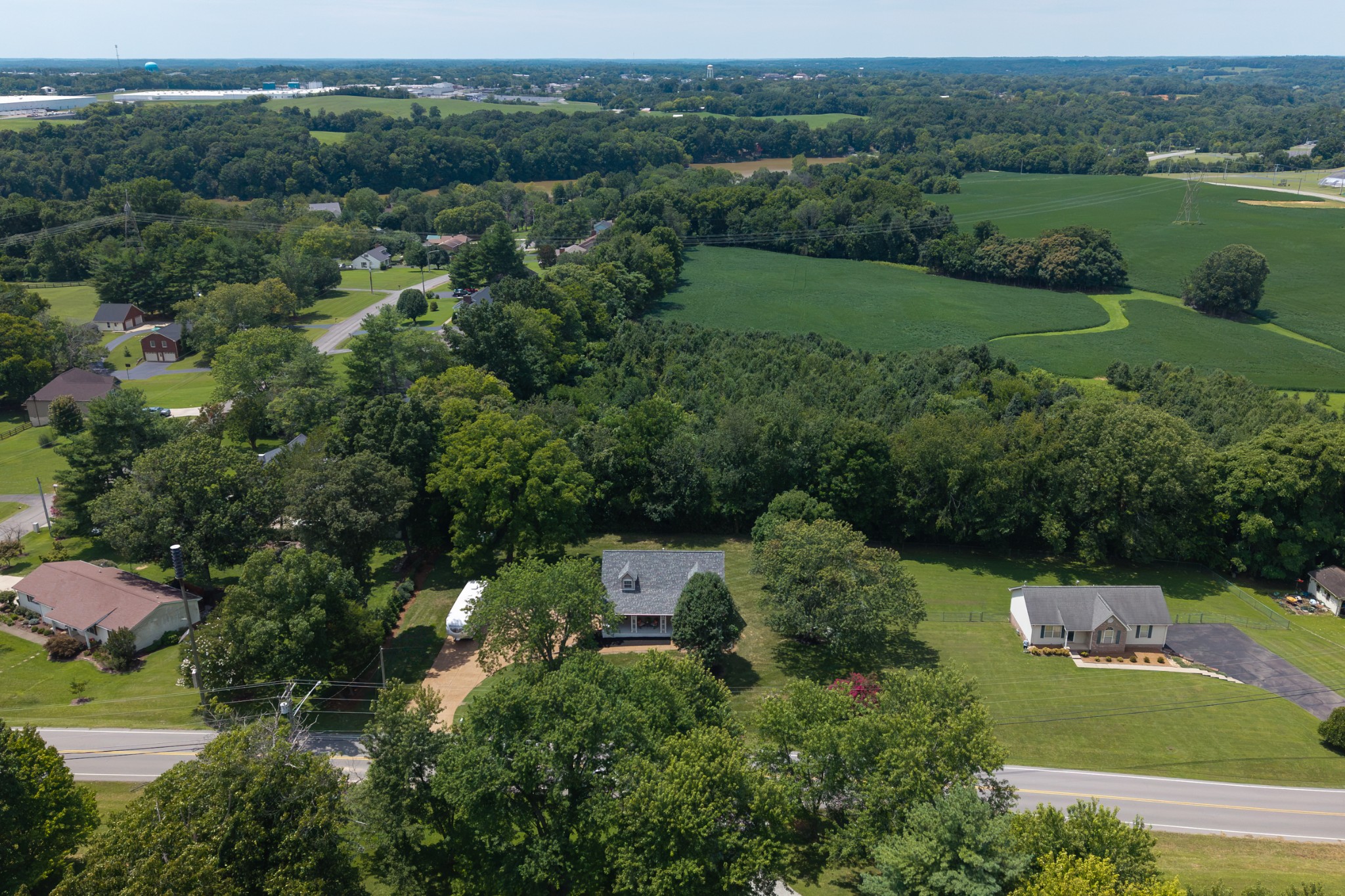809 Hillside Dr