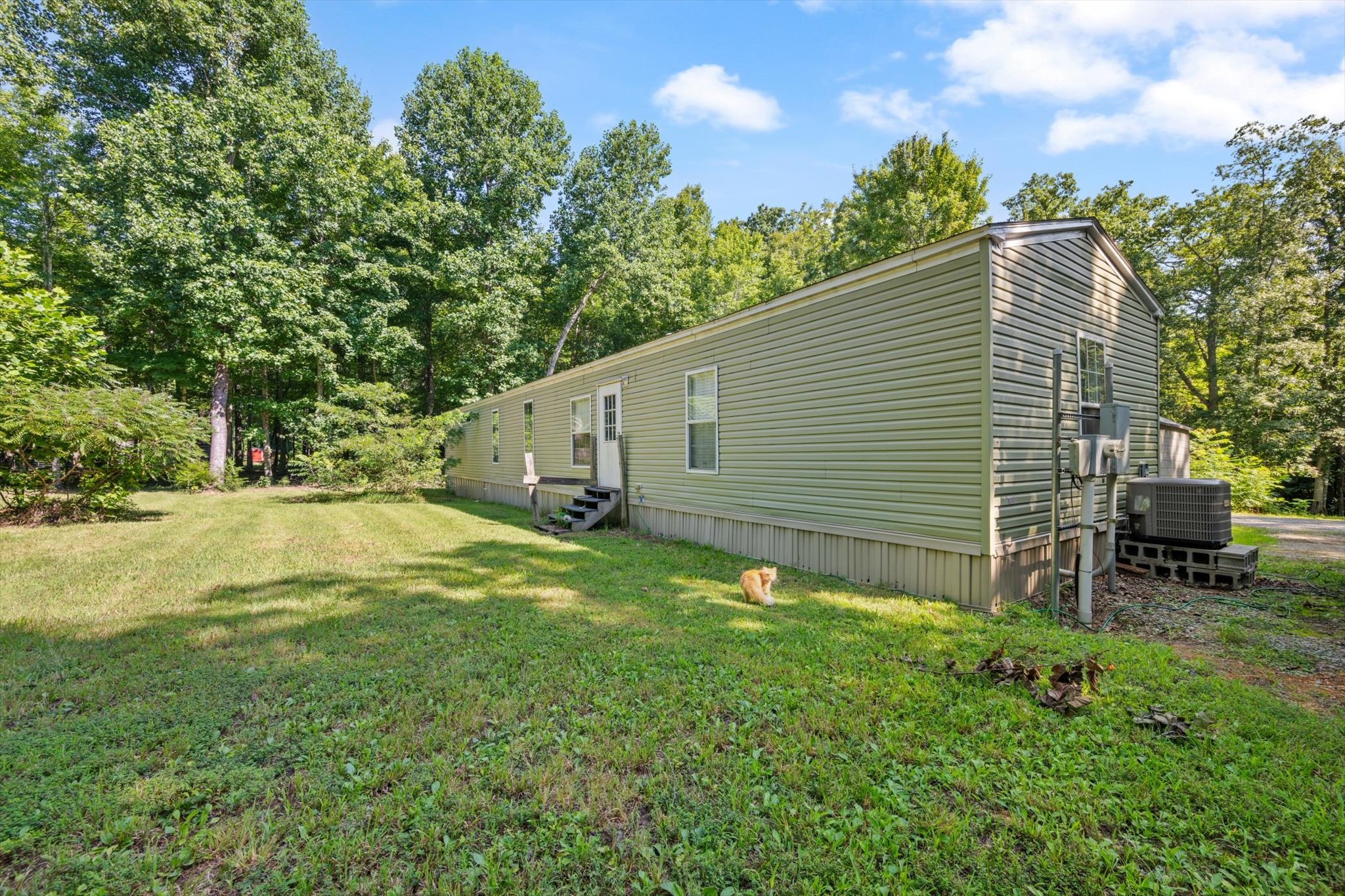 84 Laurel Ln