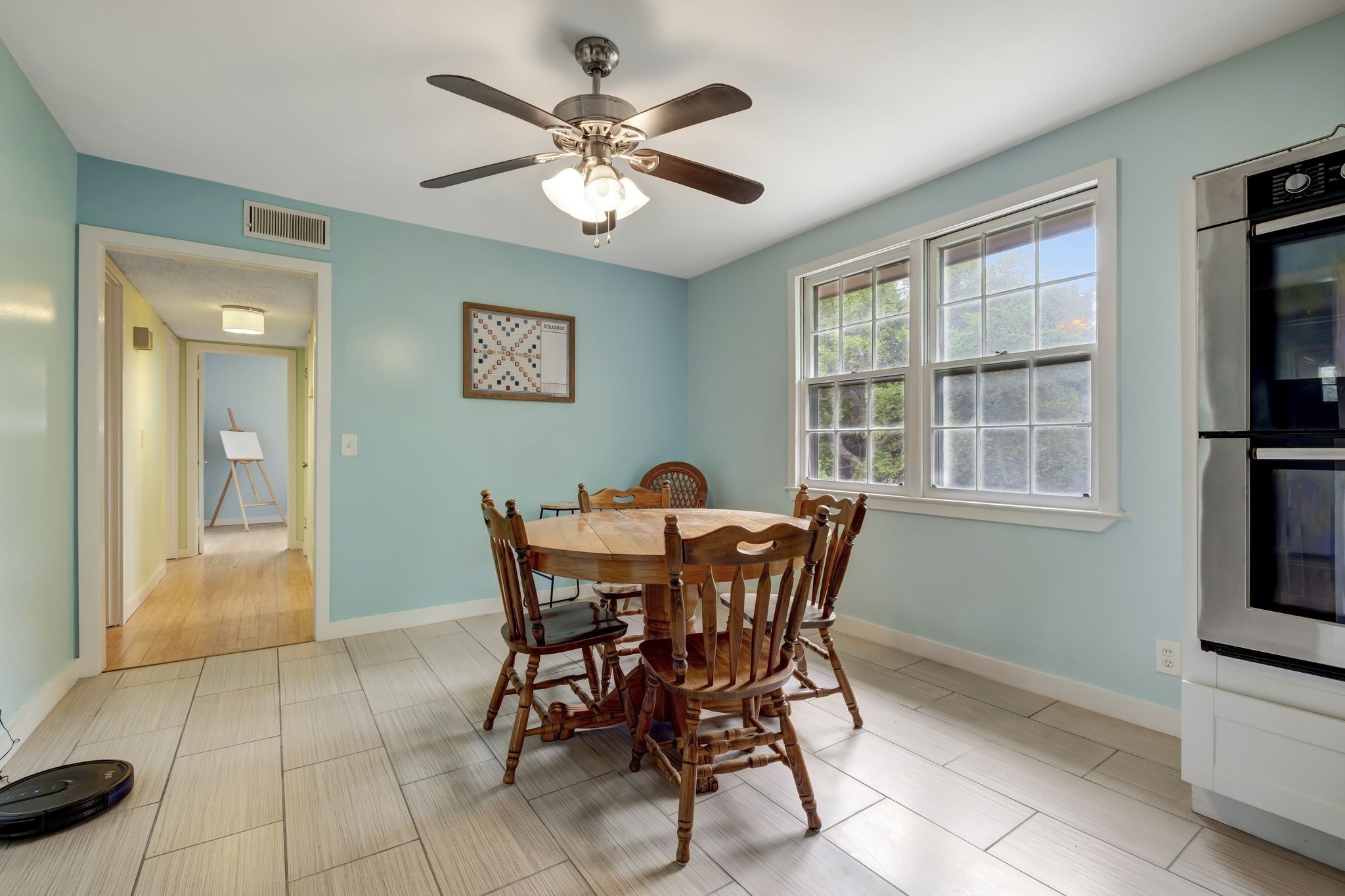 4884 Whittier Dr