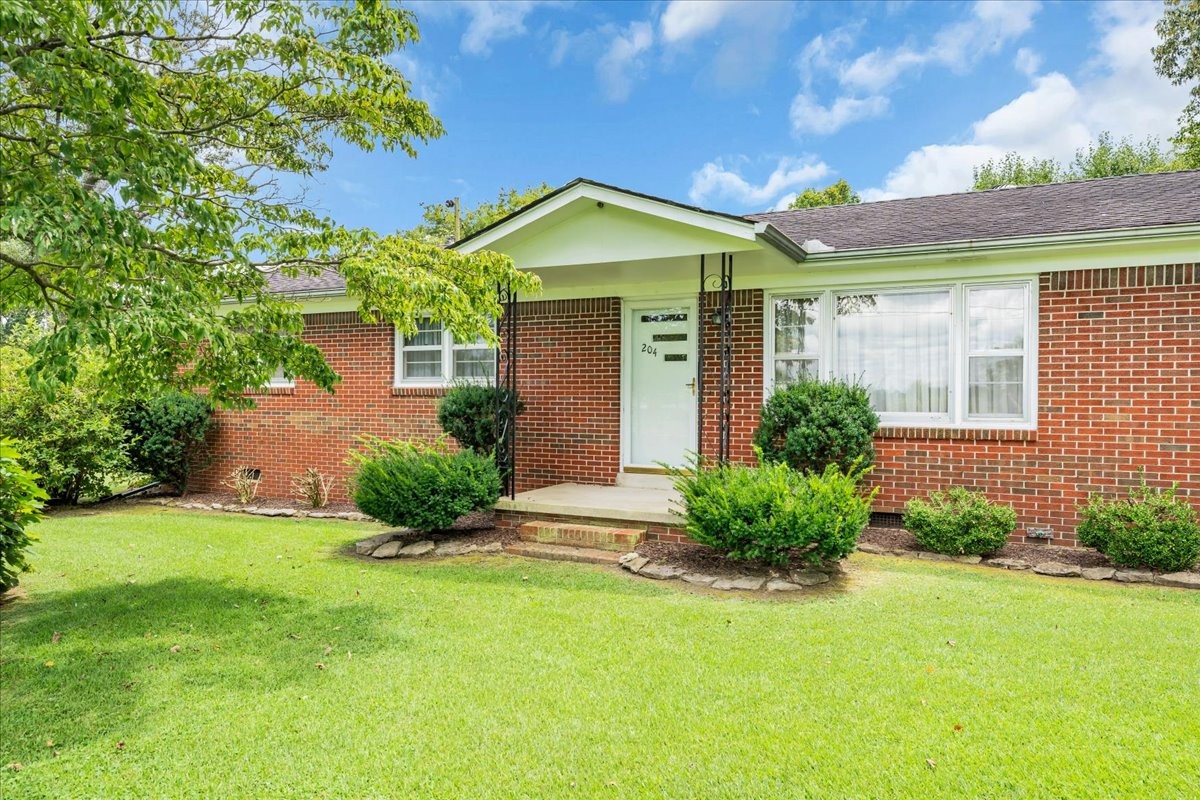 204 Charlie Crosslin Rd