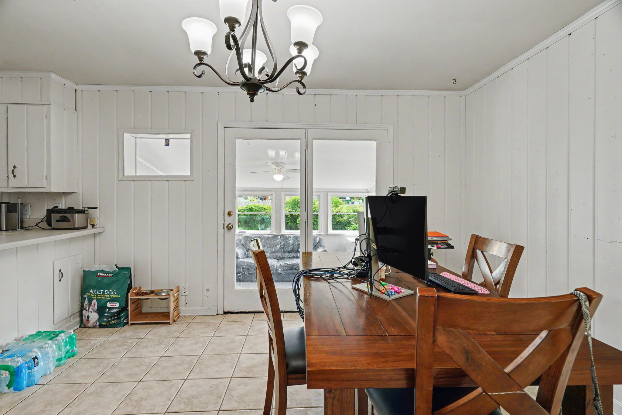 102 Shadydale Dr