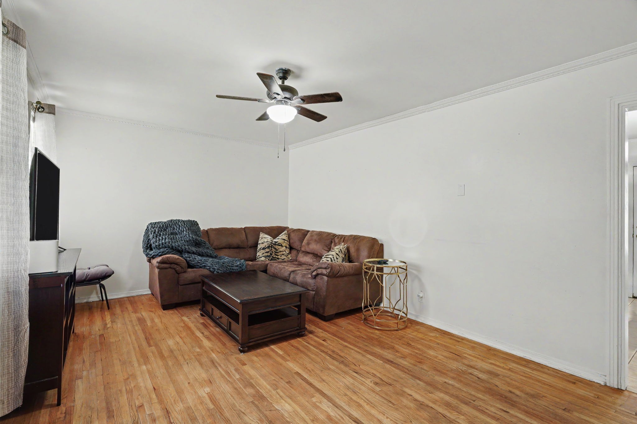 102 Shadydale Dr