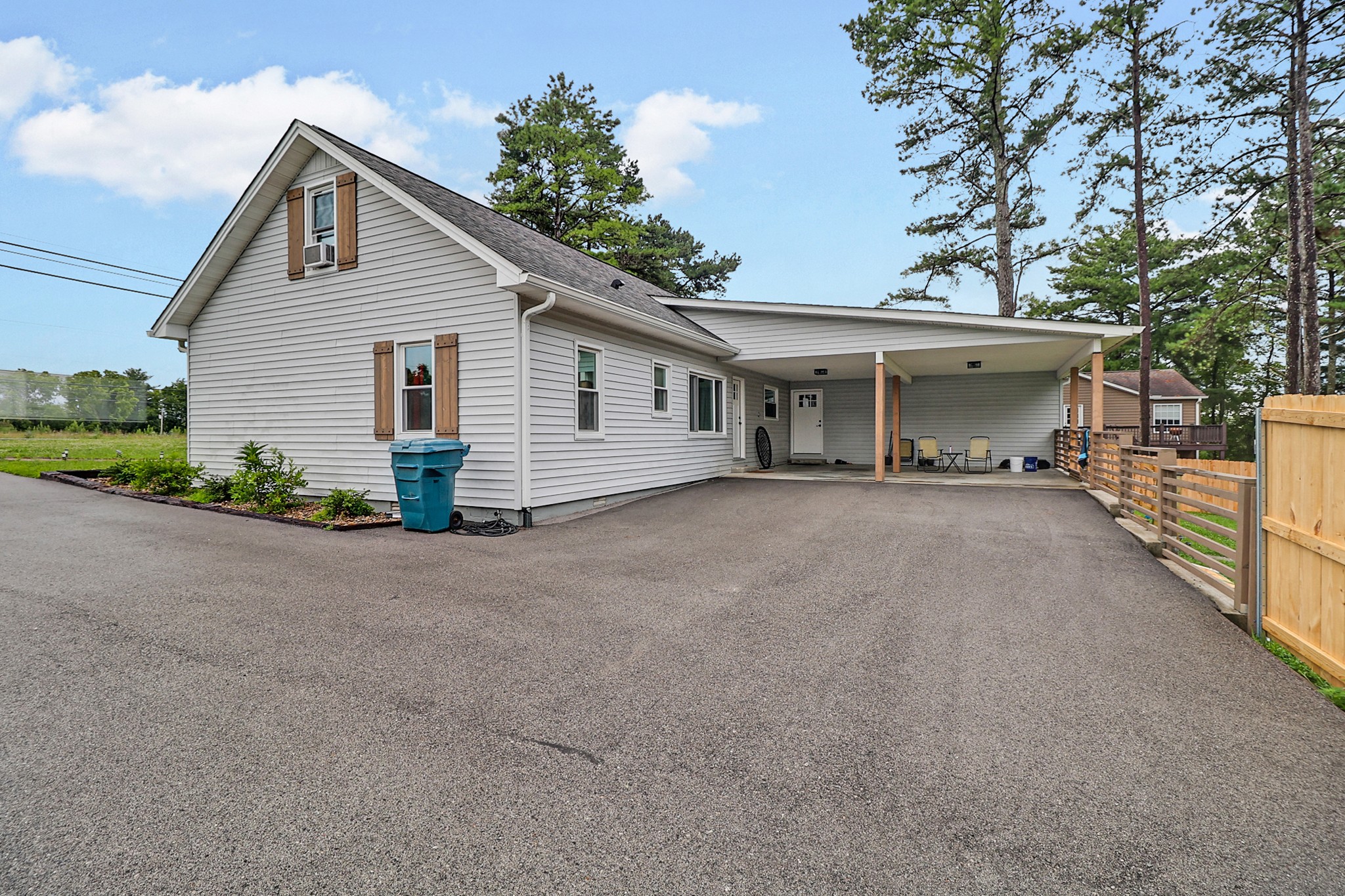 1177 Sparta Hwy