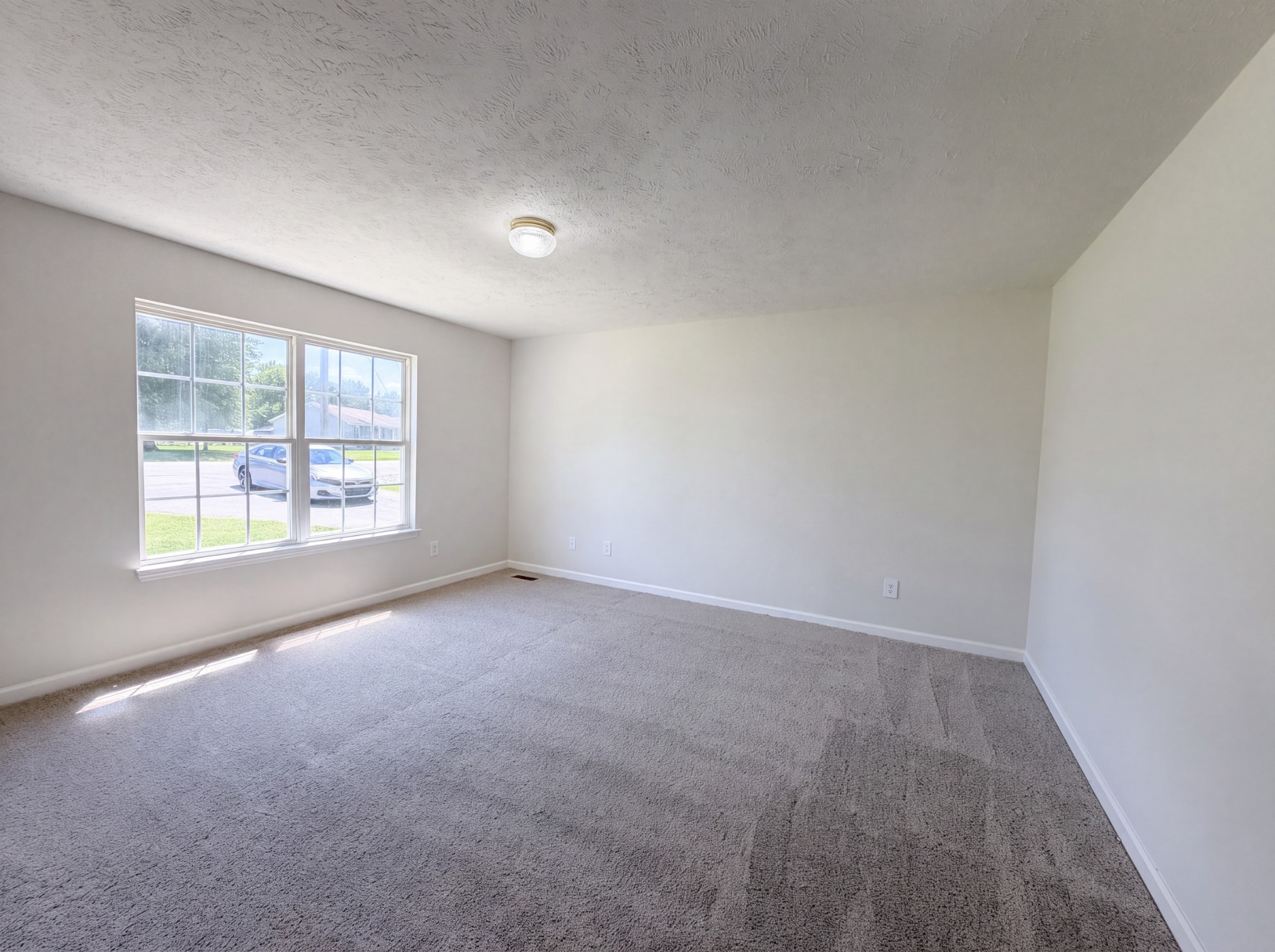 125 Ivanhoe Ct