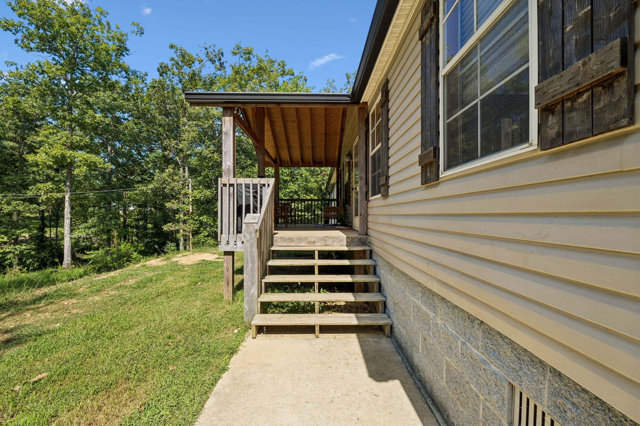 318 Lucas Ridge Ln