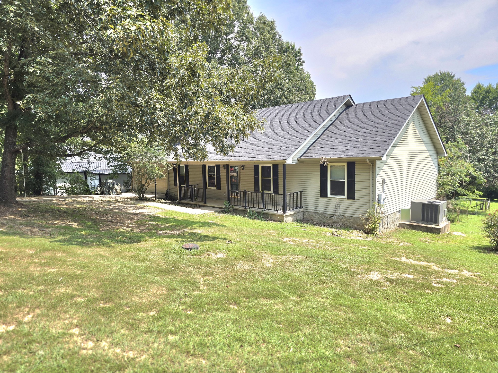 39 Bayshore Dr