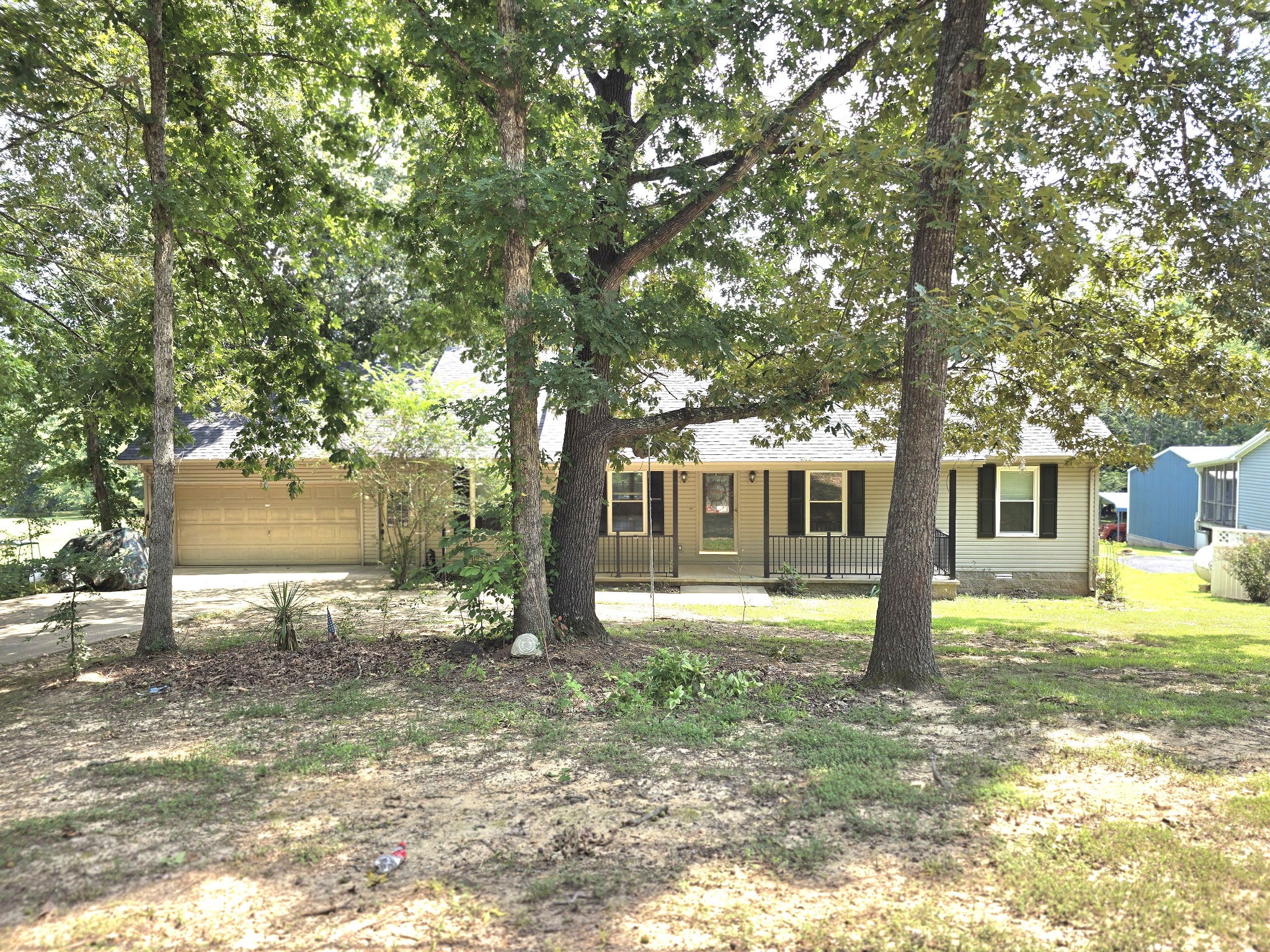 39 Bayshore Dr