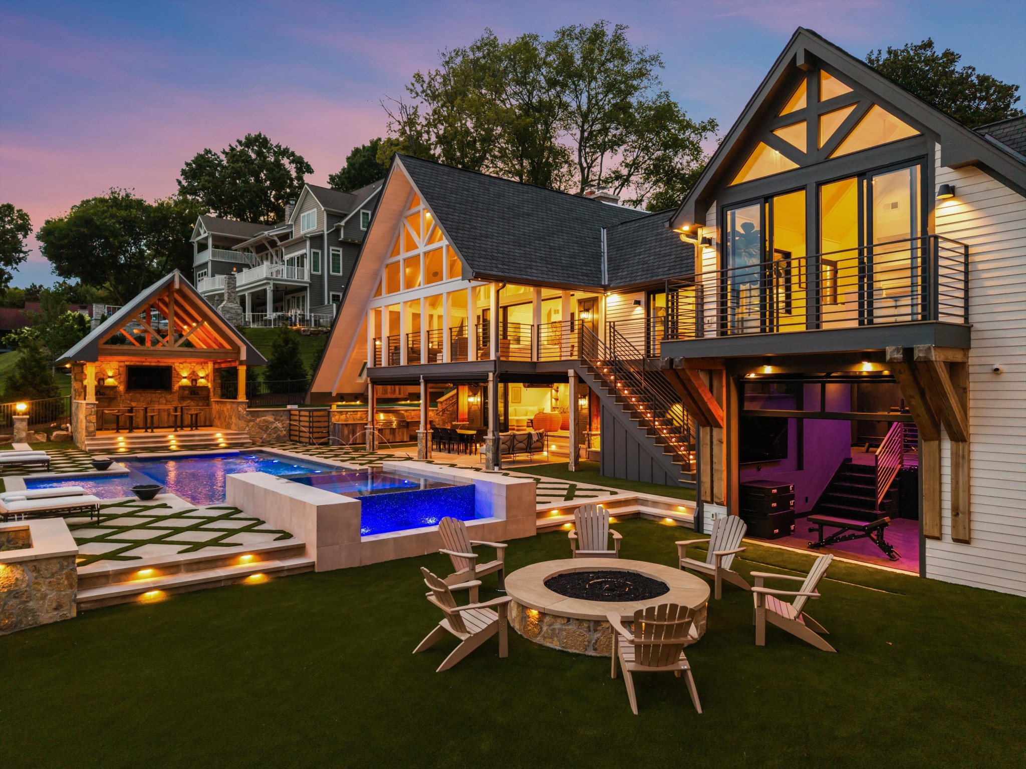 311 Harbor Dr
