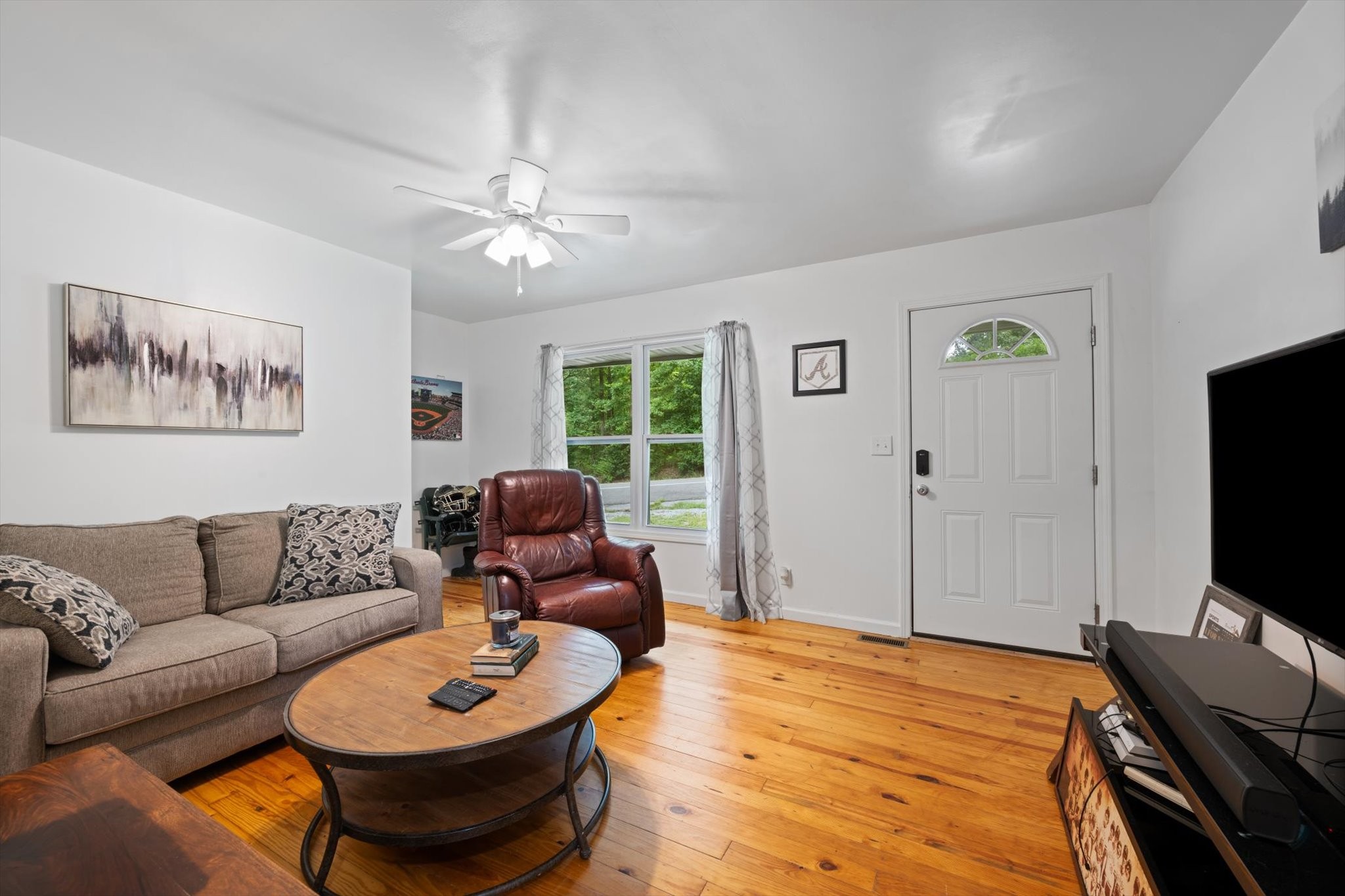 8324 River Road Pike