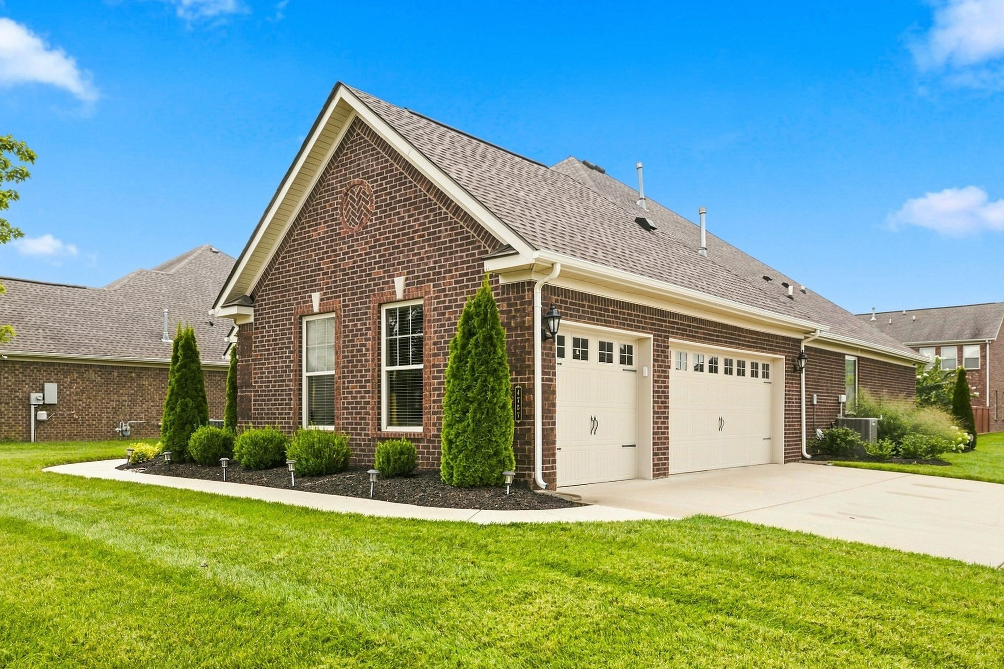 4757 Kingdom Dr
