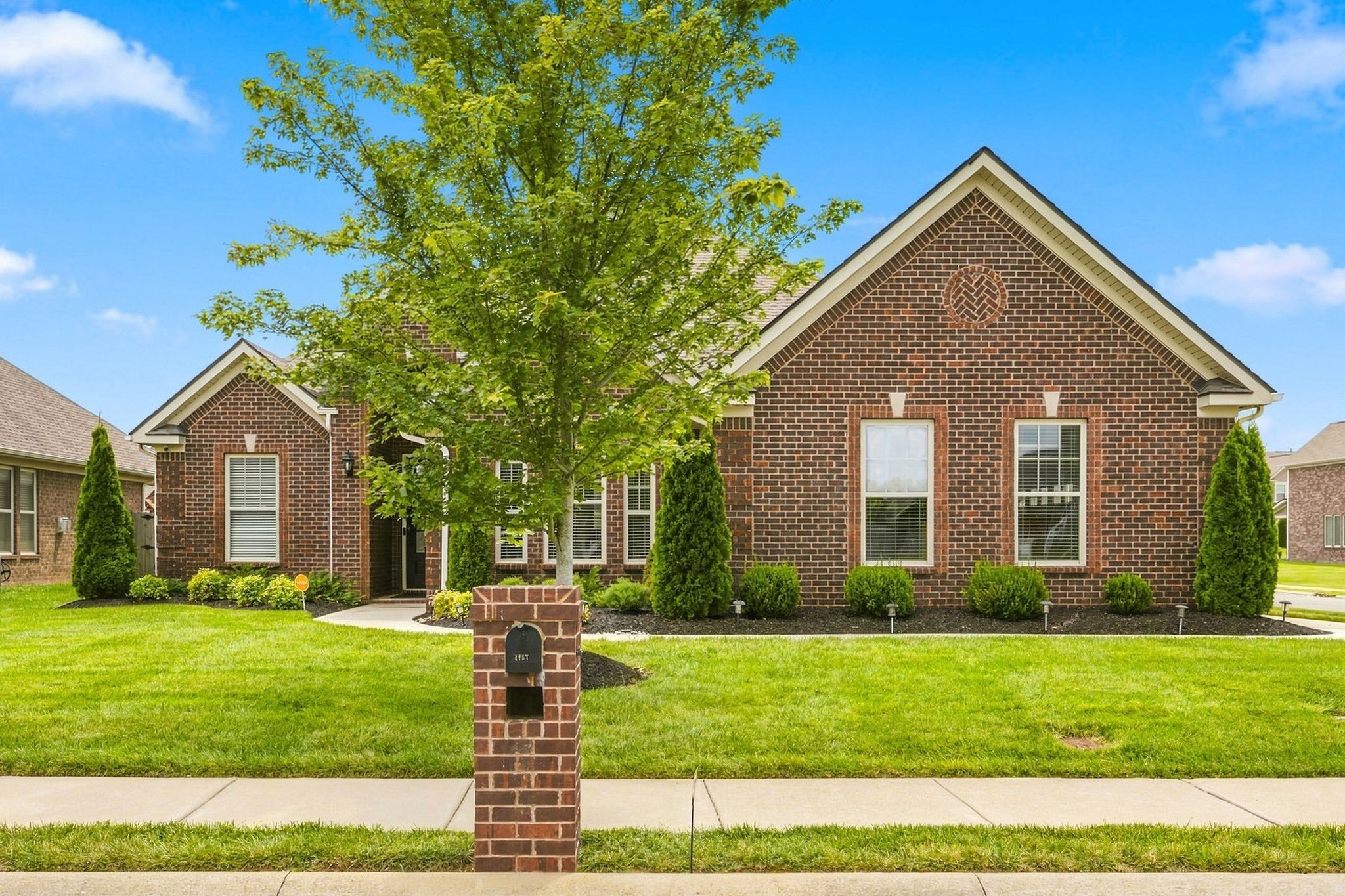 4757 Kingdom Dr