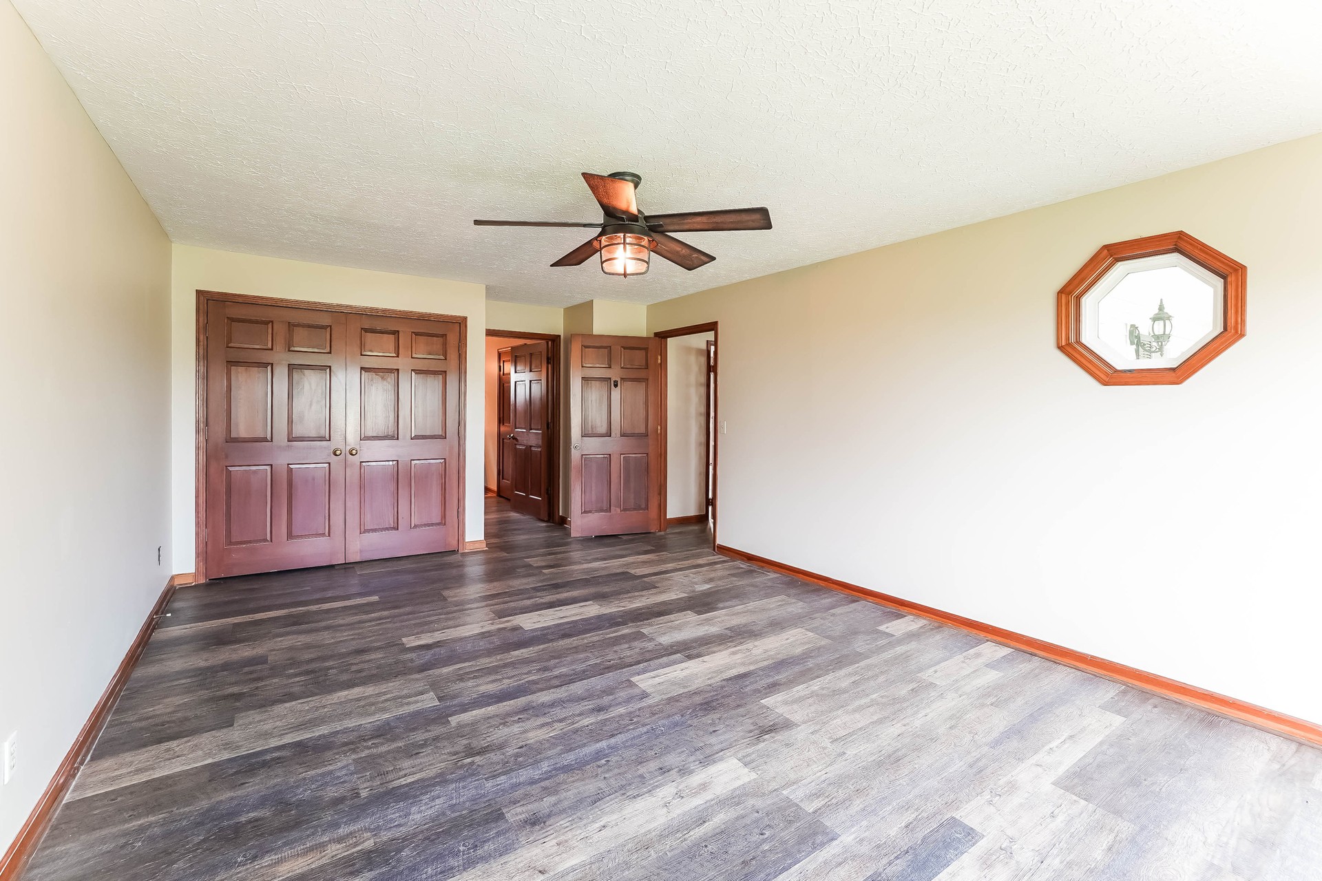5990 Clarksville Rd
