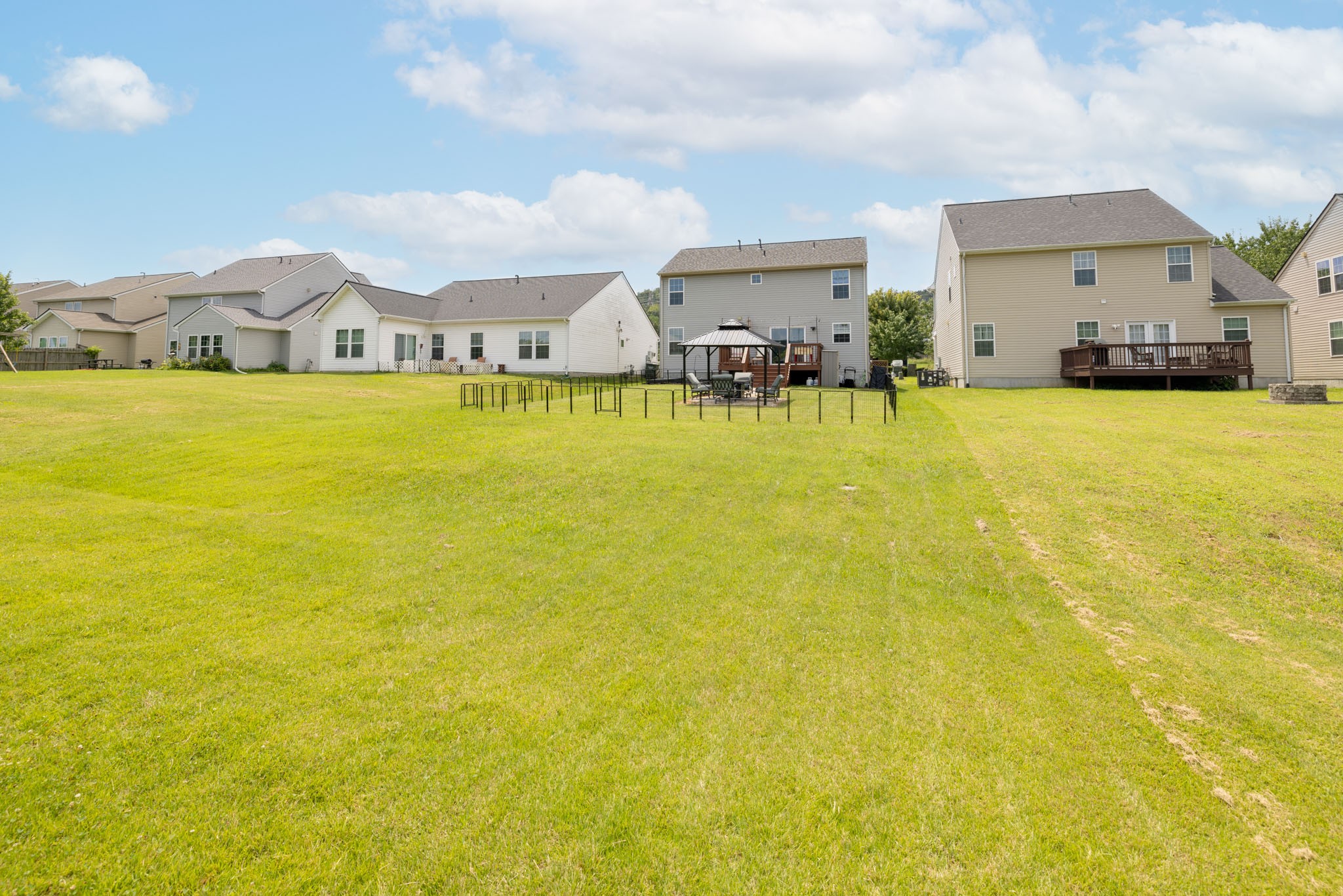 1304 Scarcroft Ln