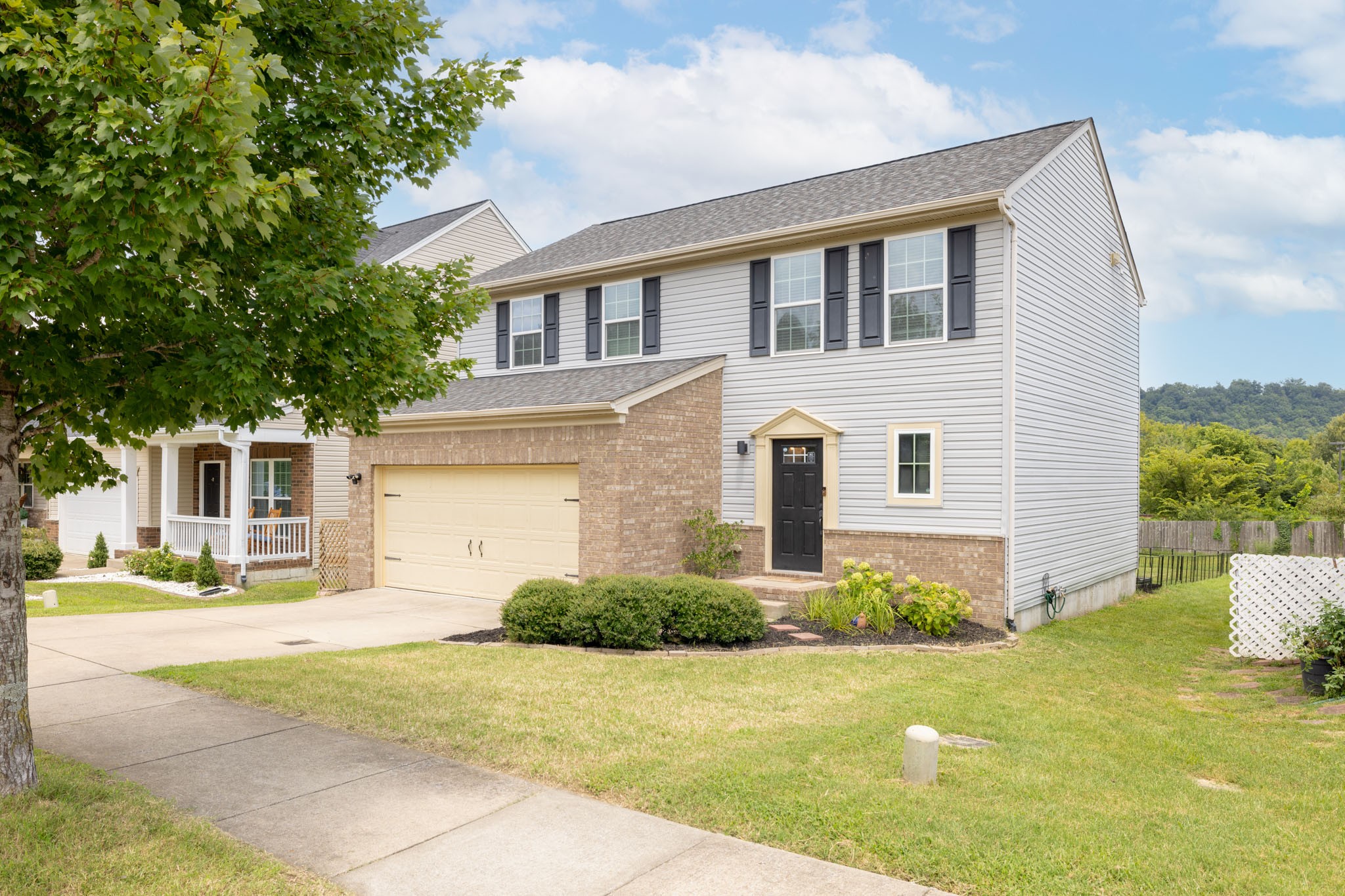 1304 Scarcroft Ln