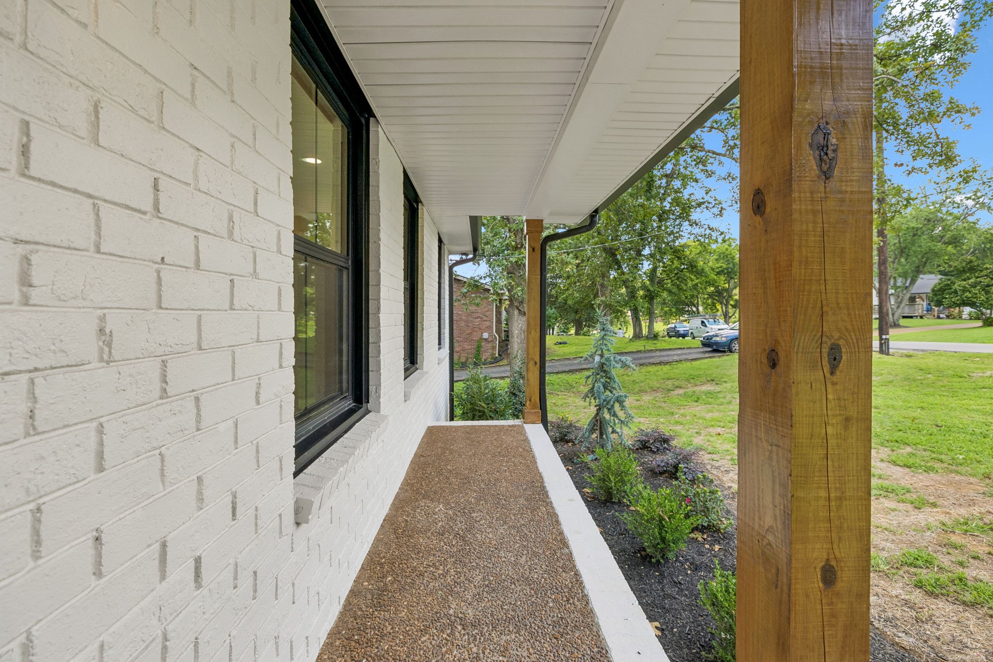 108 Airfloat Dr