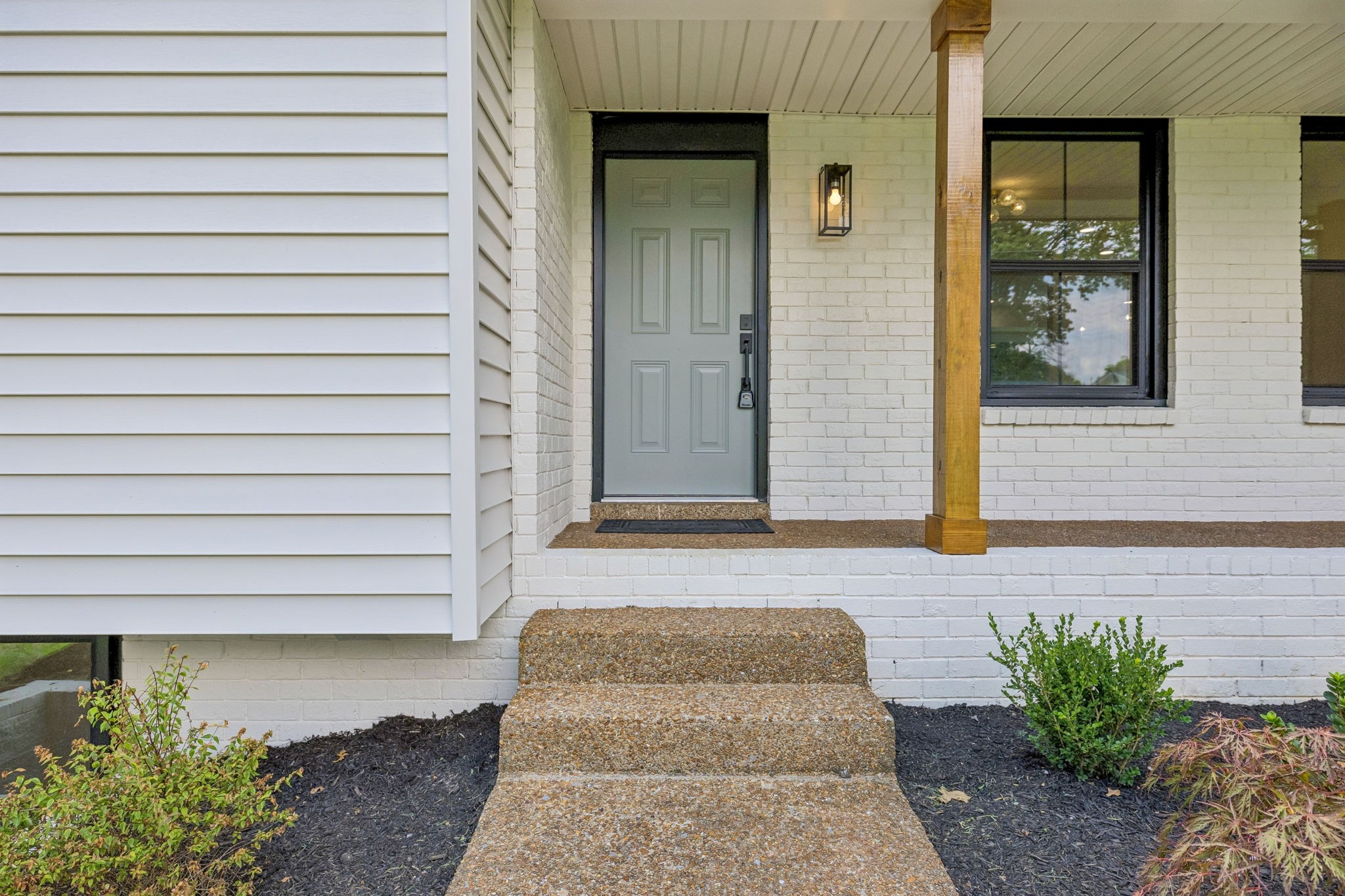 108 Airfloat Dr