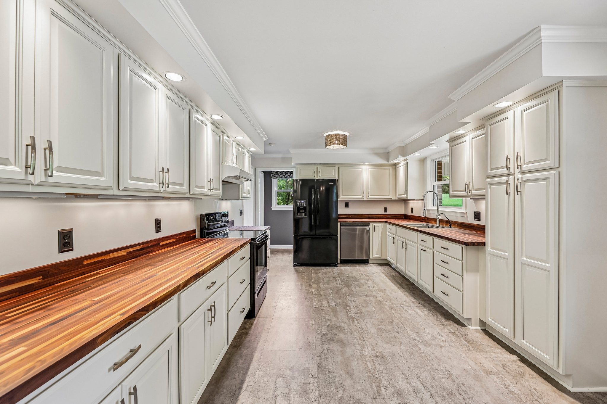 1205 Madison Creek Rd
