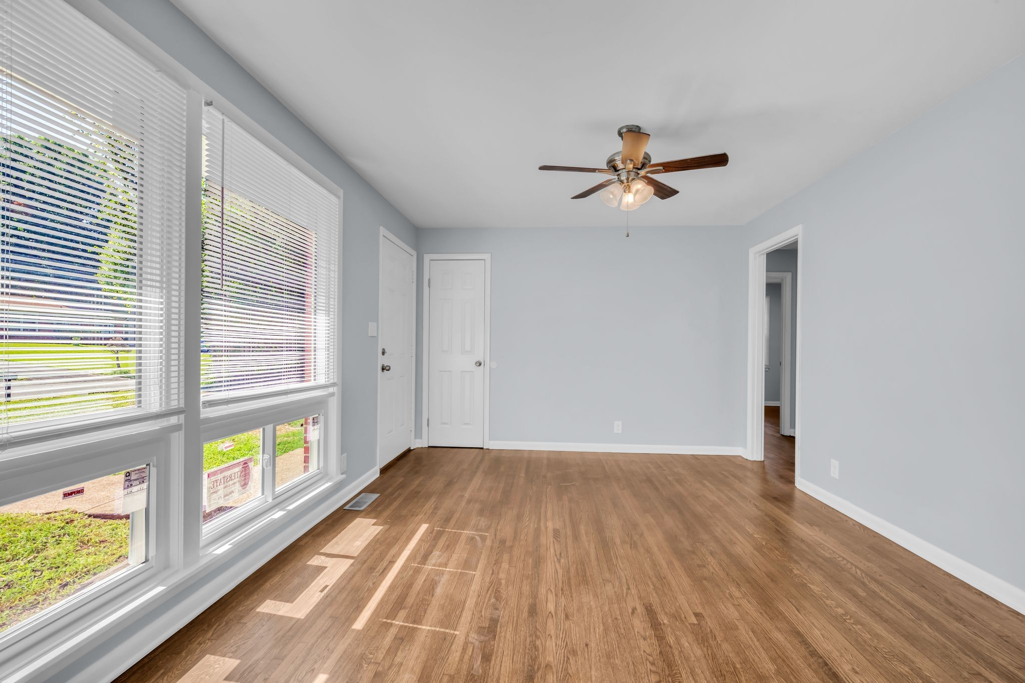 108 Meadowbrook Dr