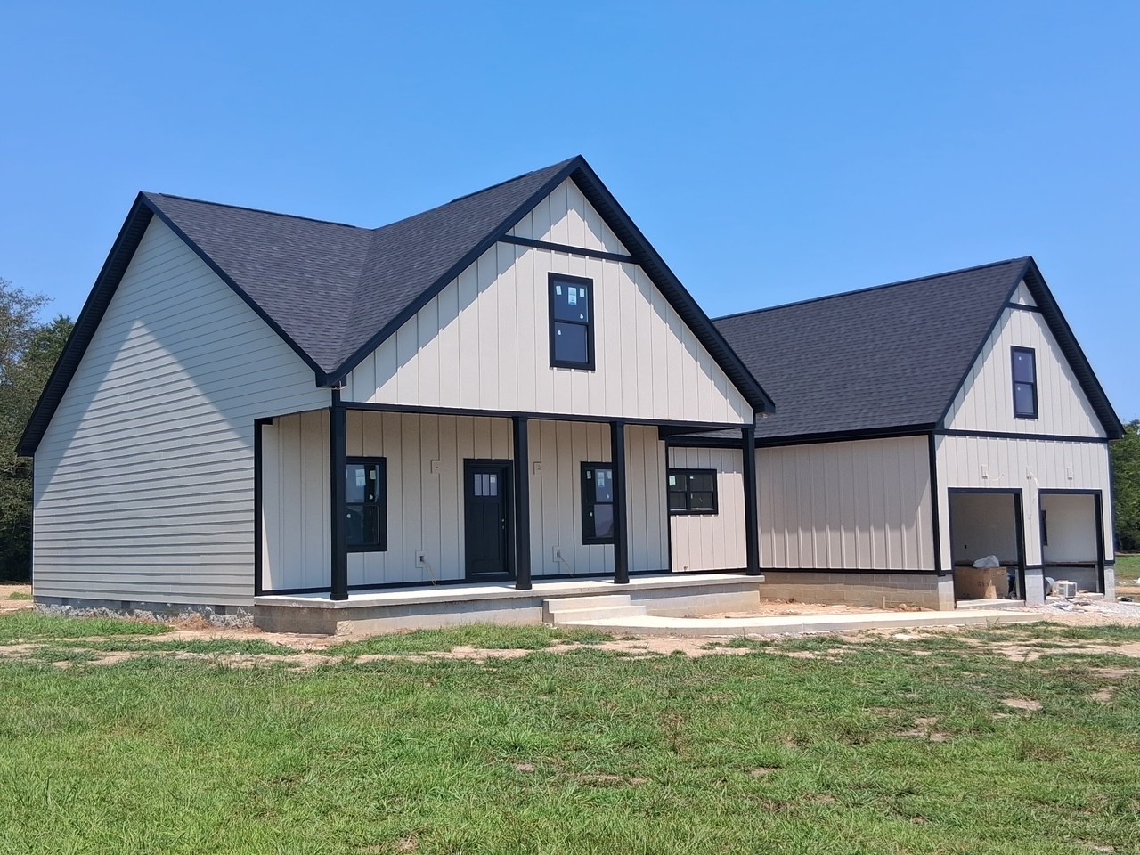 90 Pine Bluff Ct