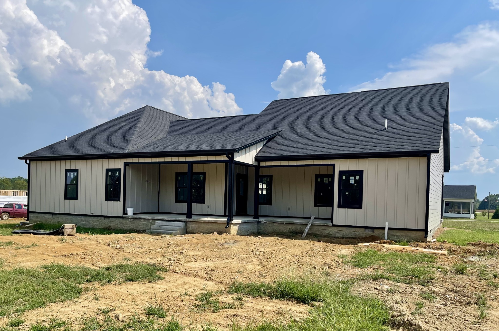 90 Pine Bluff Ct