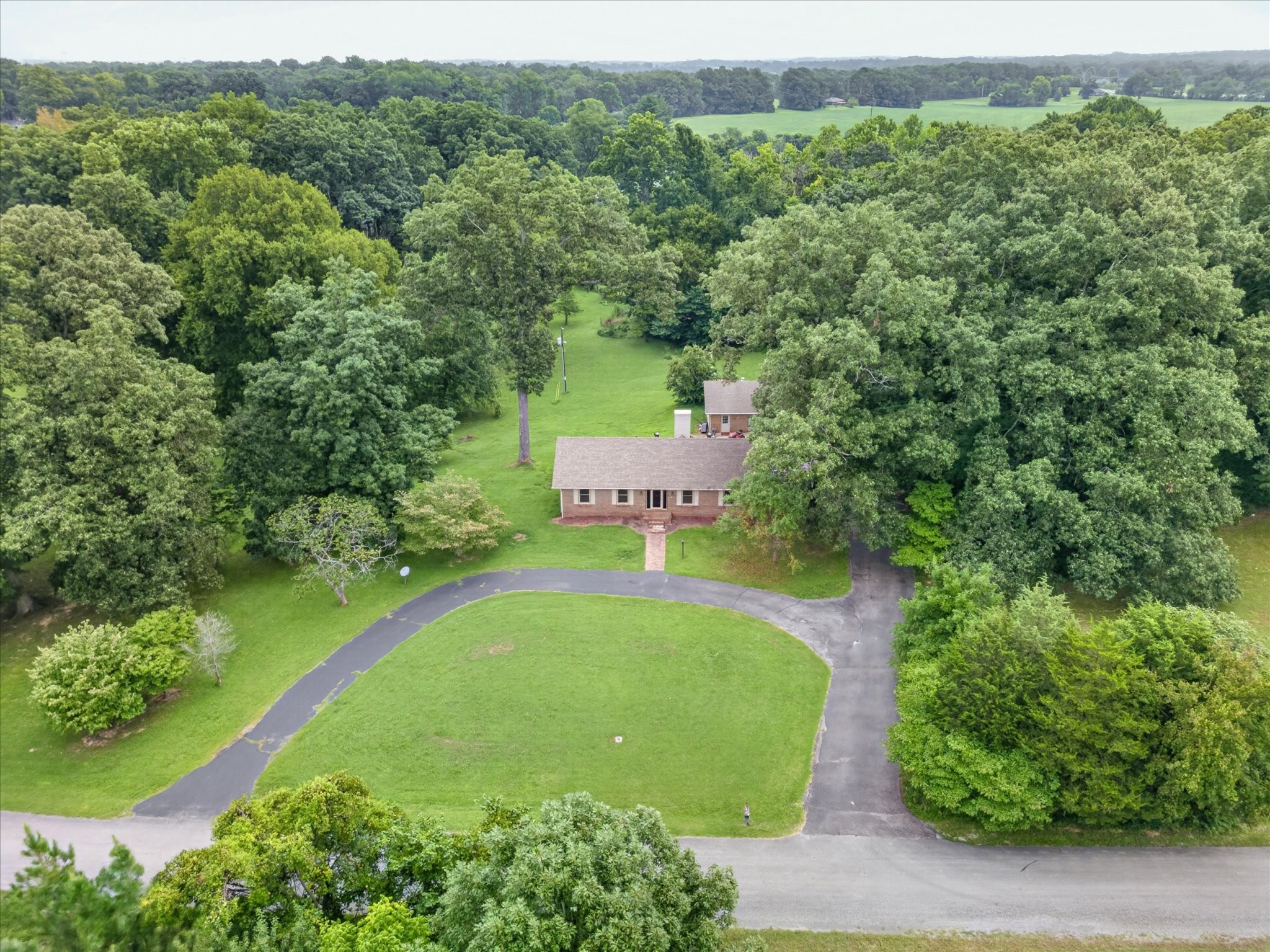 252 Edgewood Dr