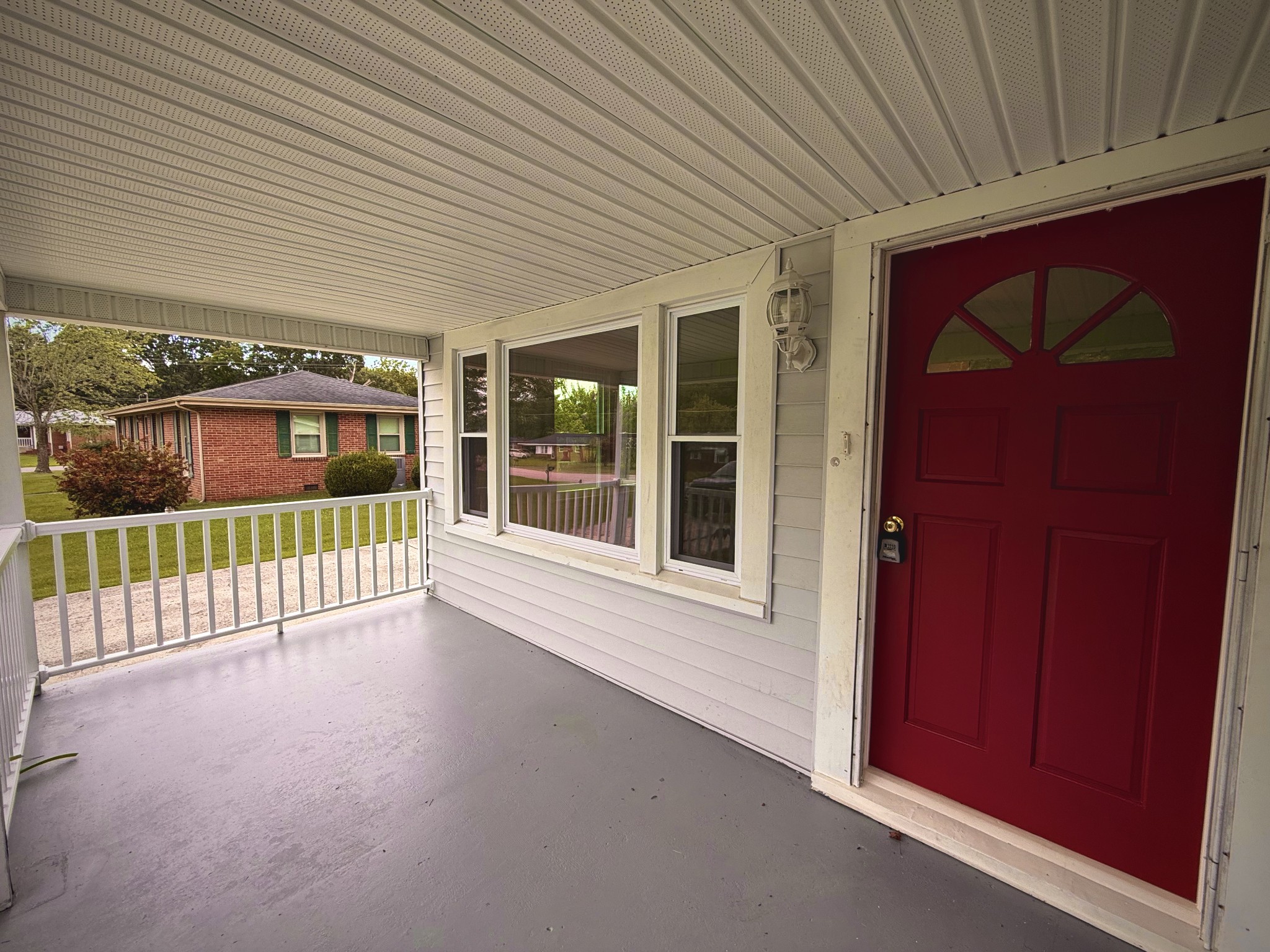 1210 Oak Dr