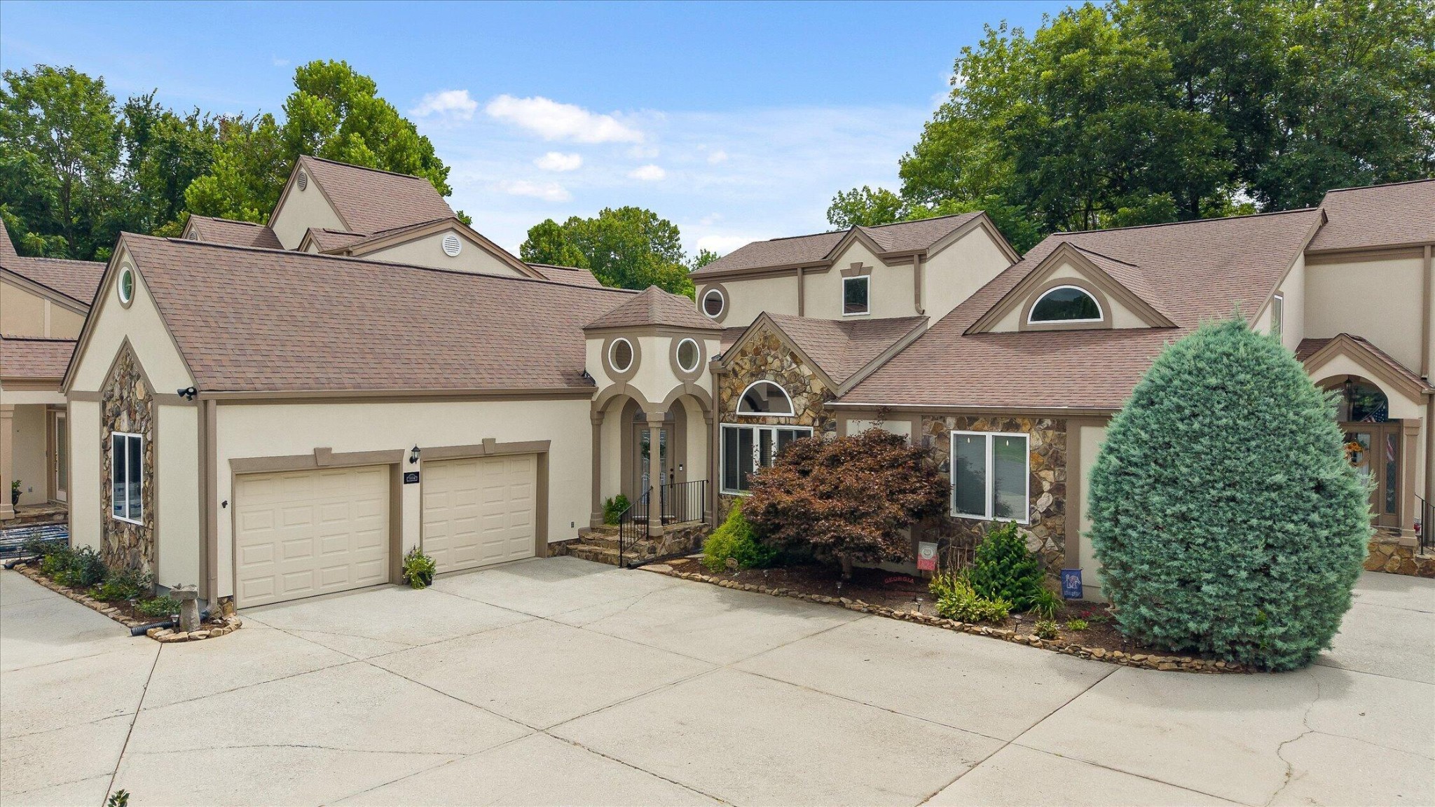 9934 Cattails Meadow Lane