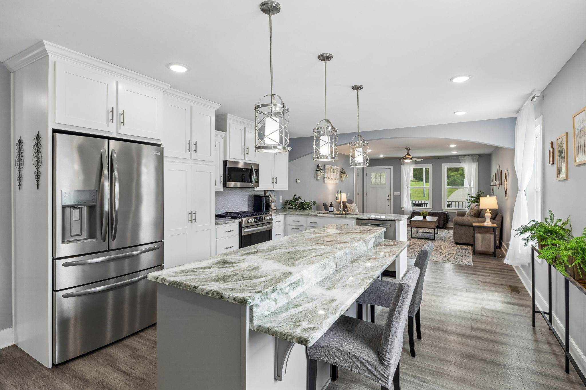 380 Mockingbird Ln
