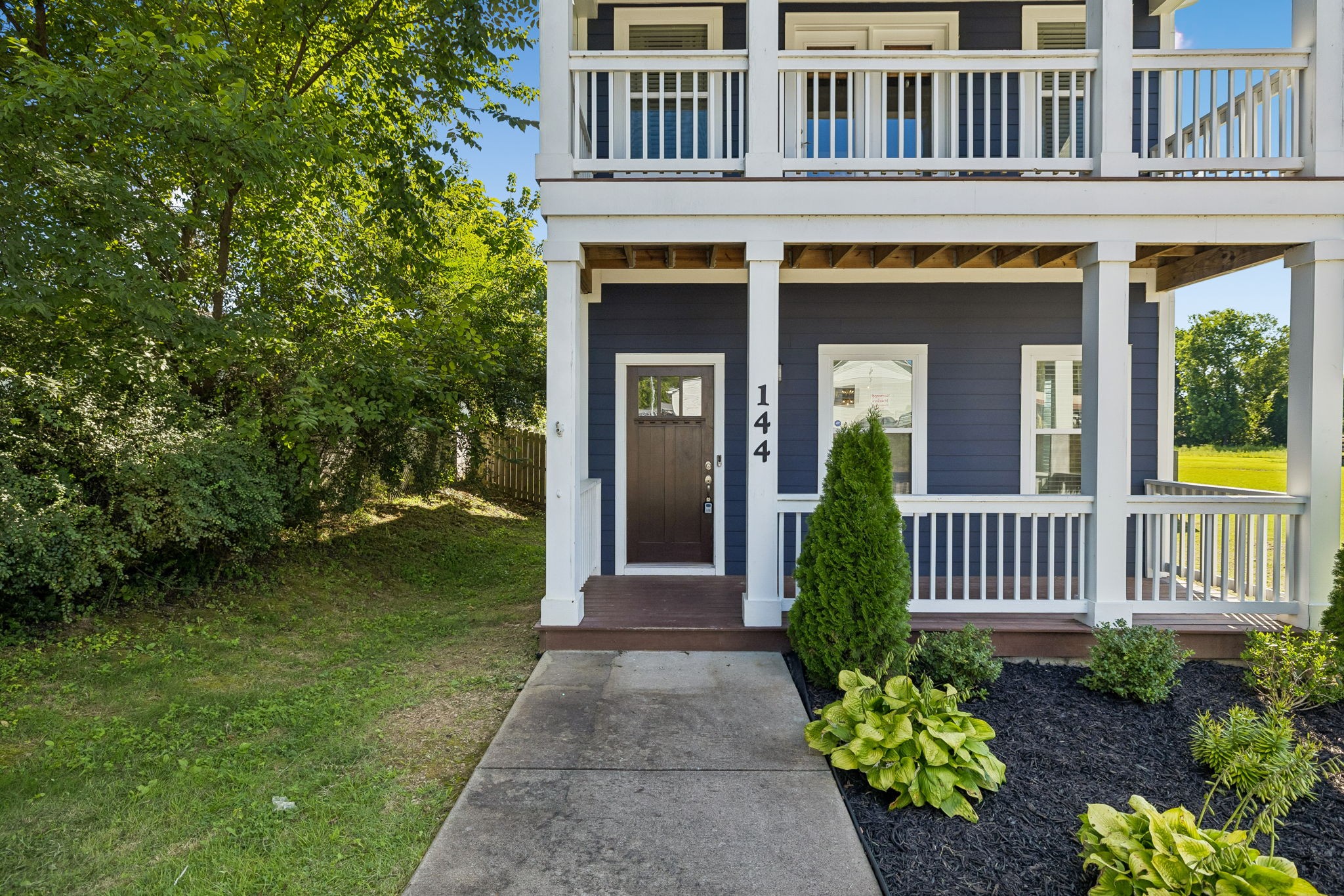 144 N Vine St