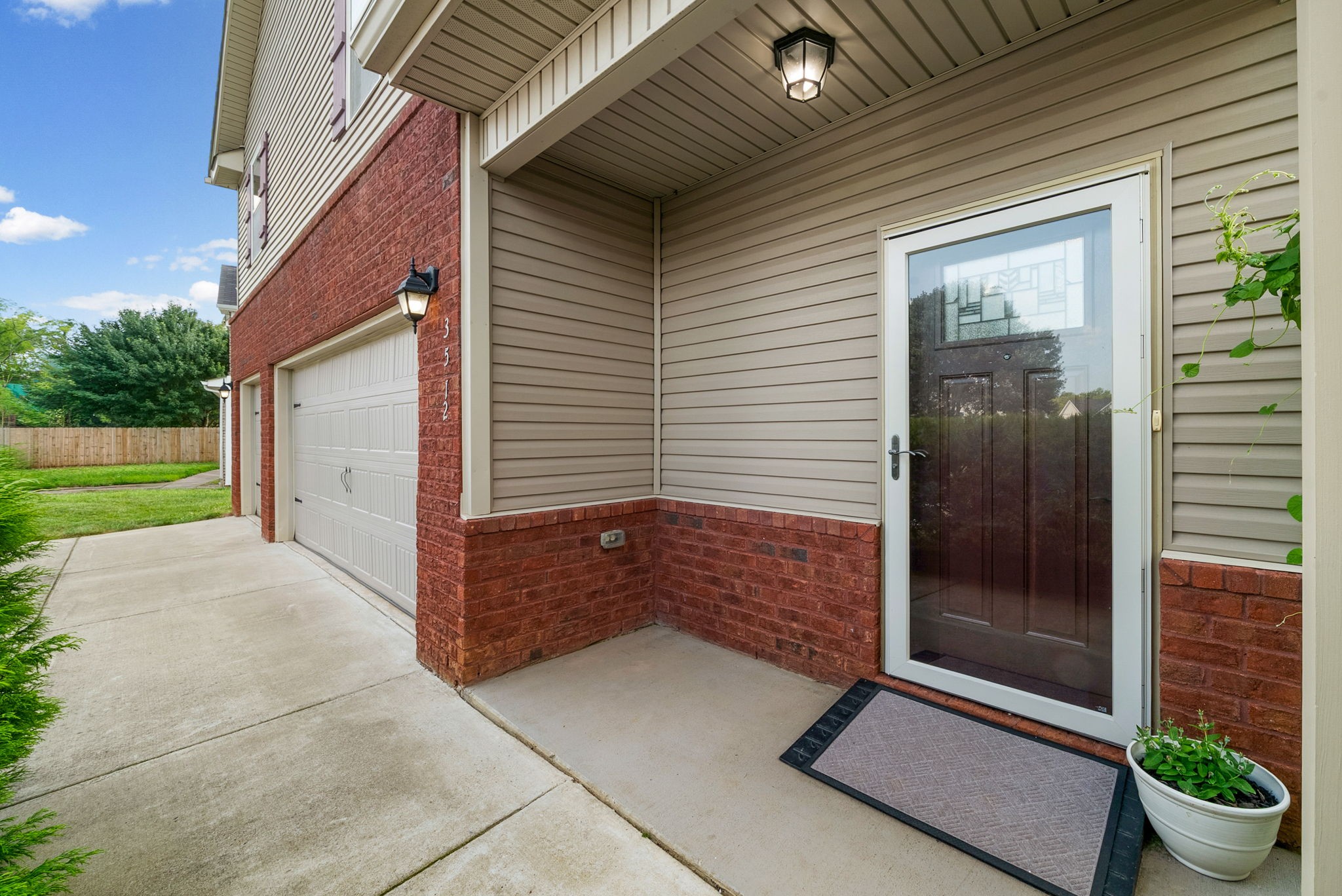 3512 Spring House Trl